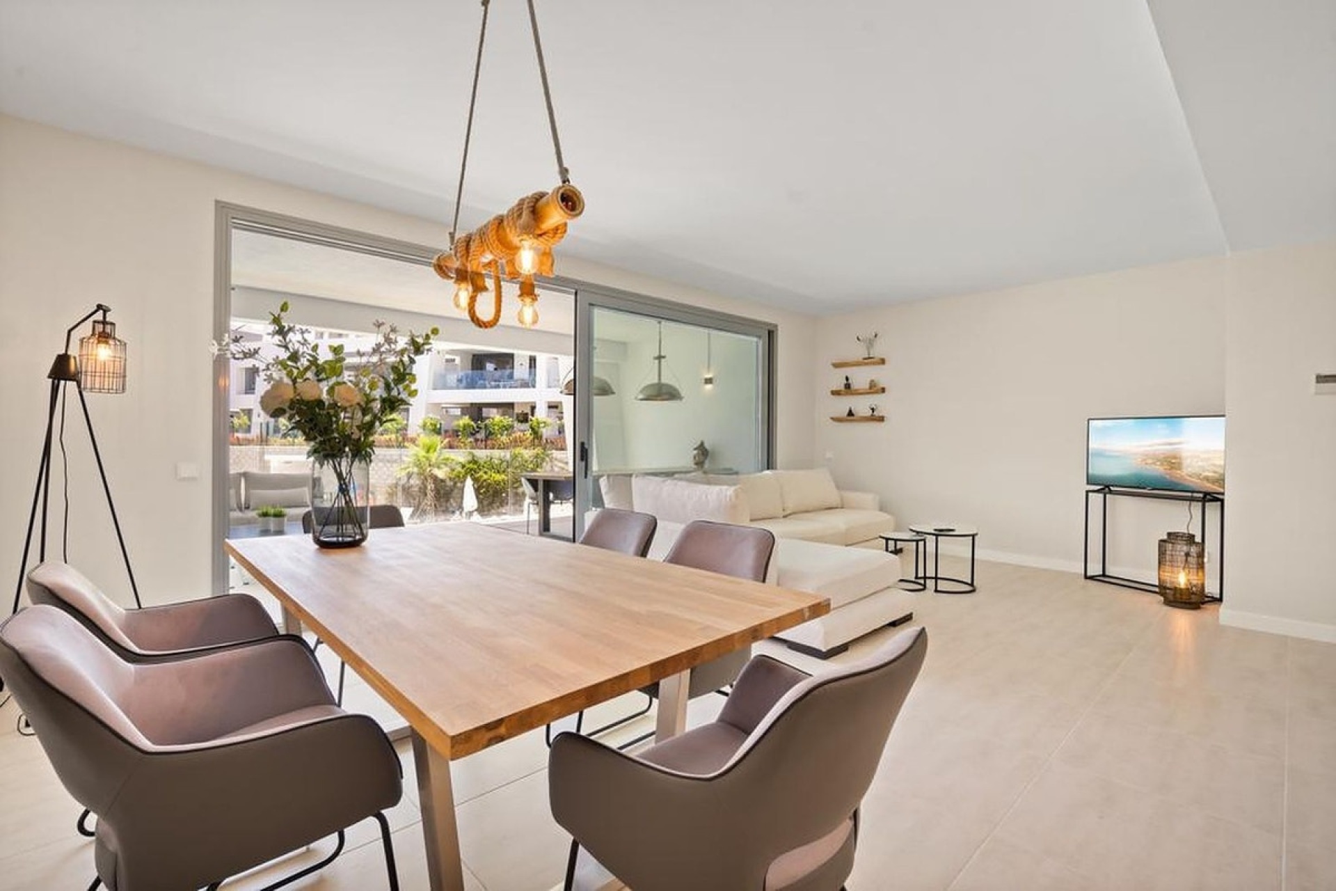 Wiederverkauf - apartment - Estepona - Selwo