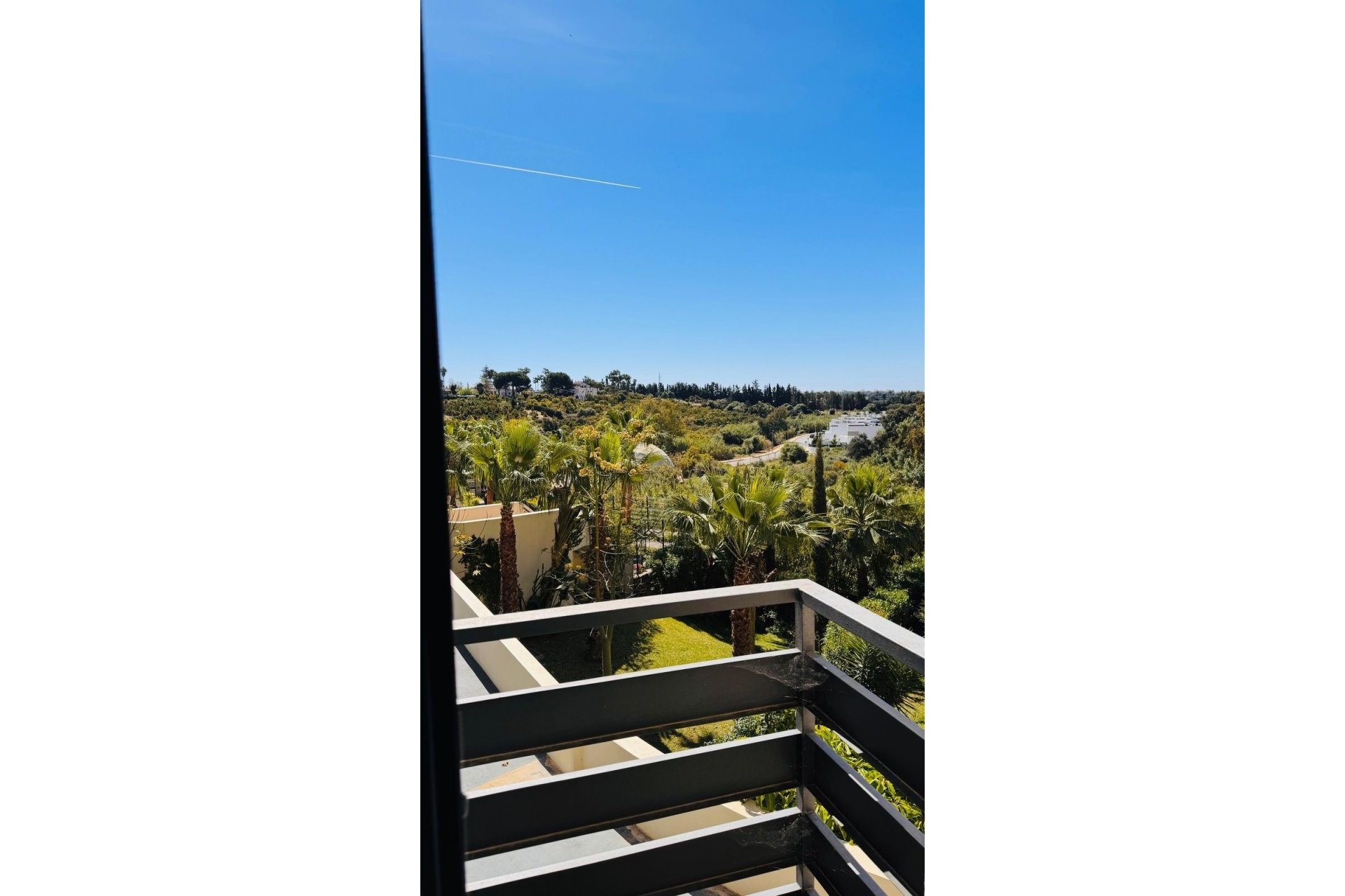 Wiederverkauf - apartment - Estepona - Selwo