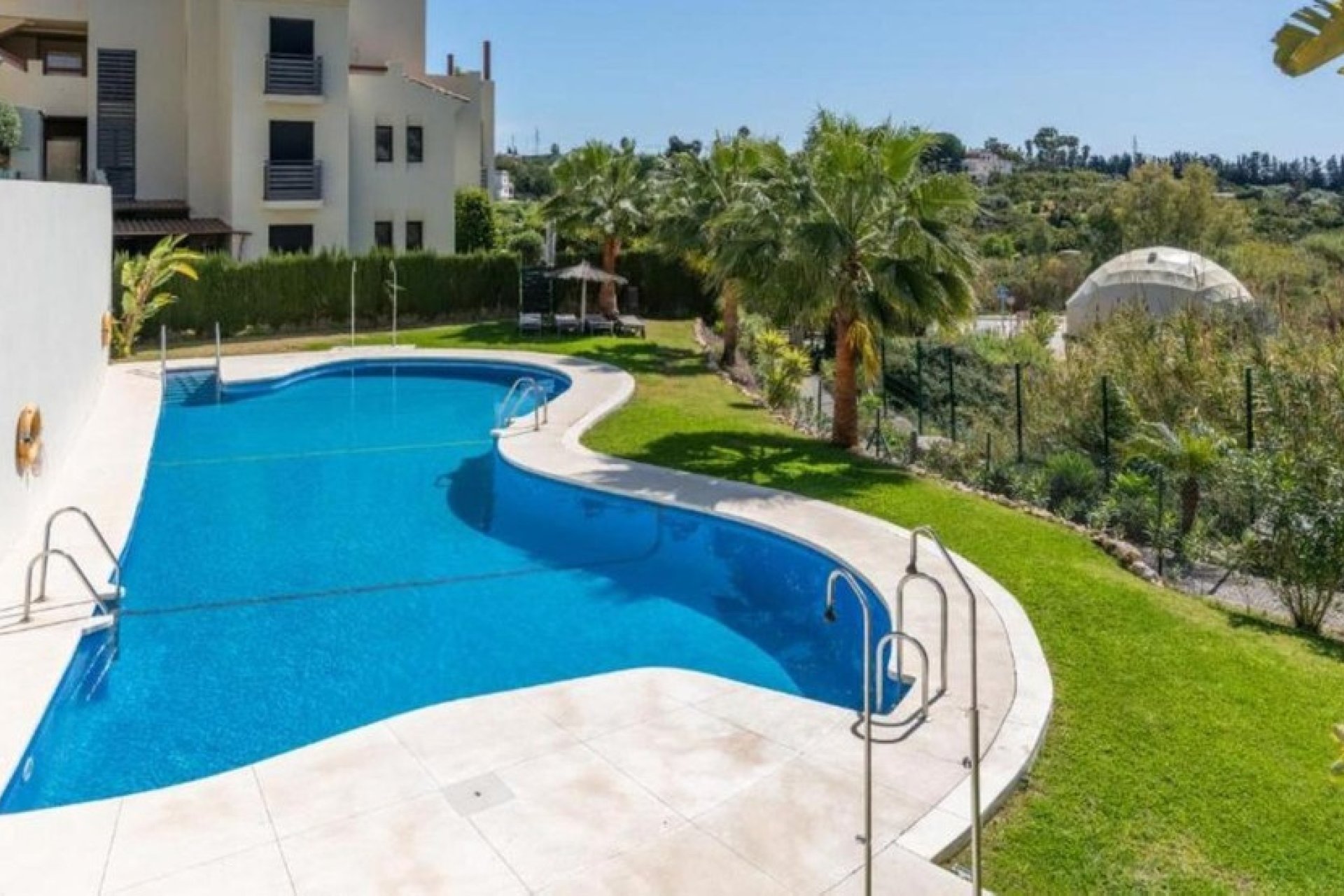 Wiederverkauf - apartment - Estepona - Selwo