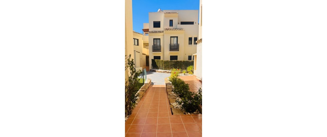 Wiederverkauf - apartment - Estepona - Selwo