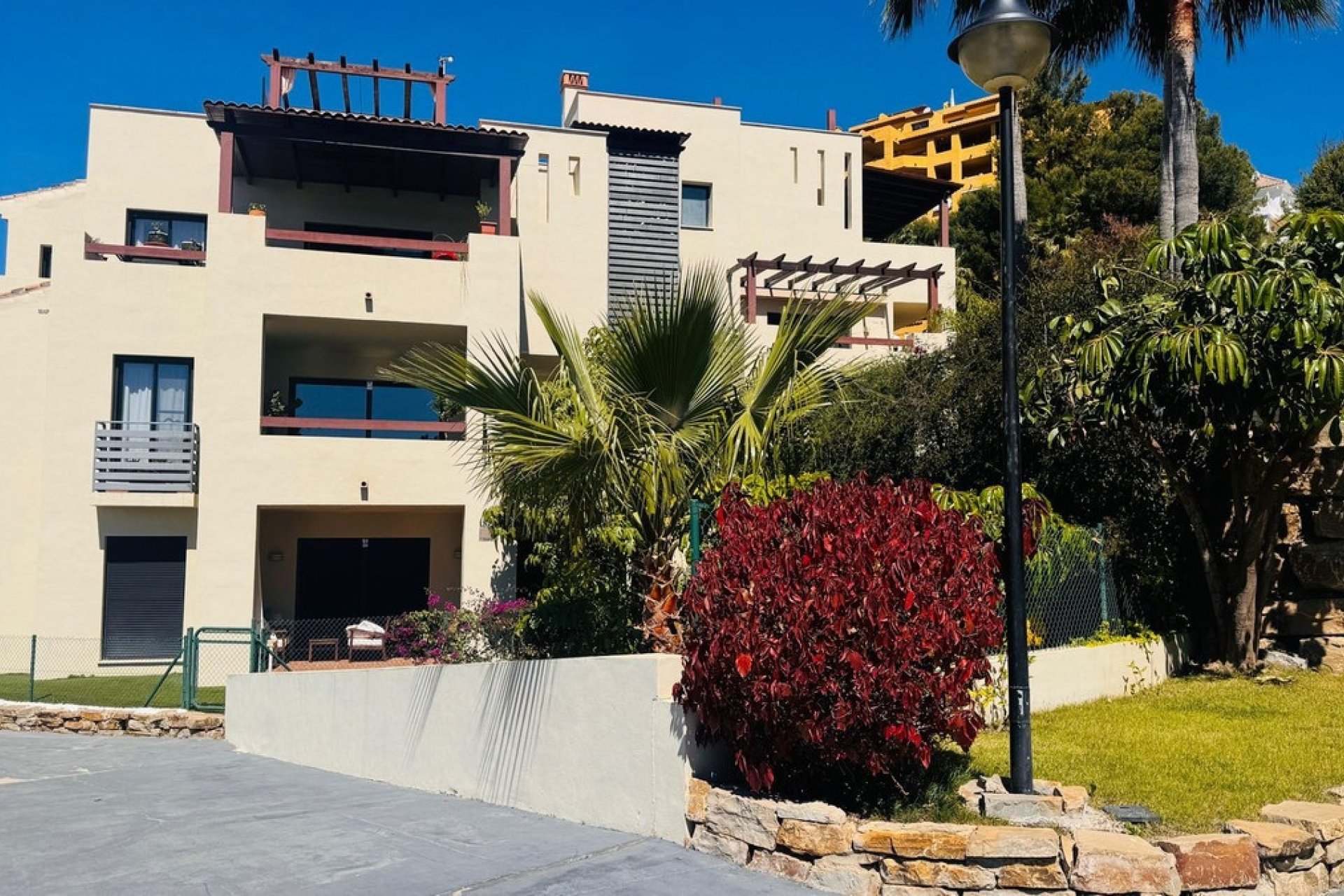 Wiederverkauf - apartment - Estepona - Selwo