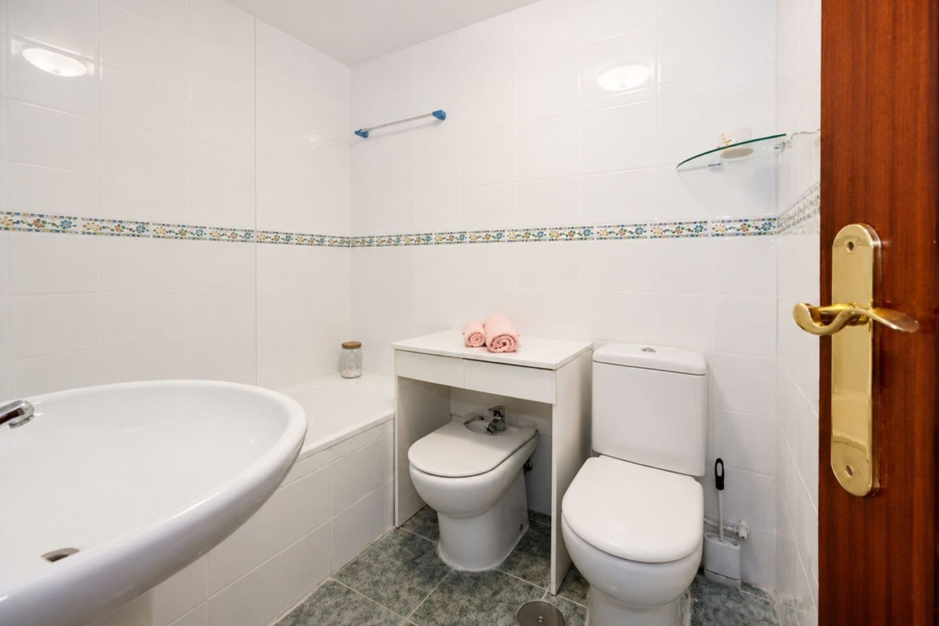 Wiederverkauf - apartment - Estepona - Selwo