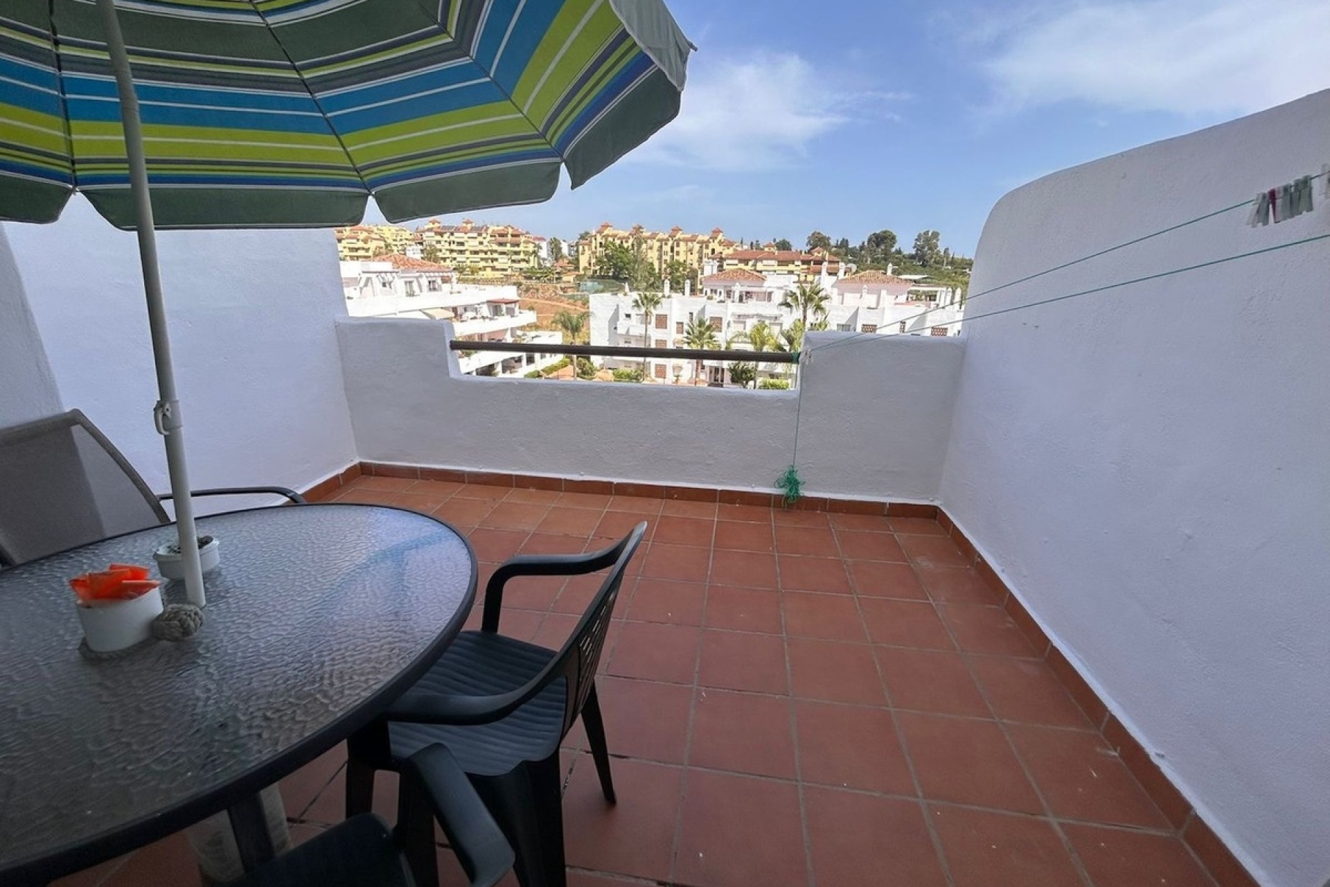 Wiederverkauf - apartment - Estepona - Selwo