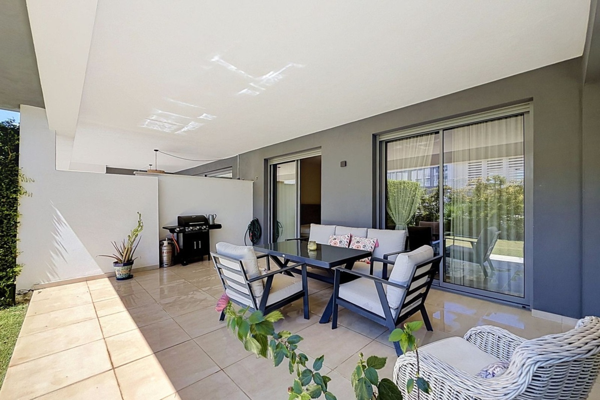 Wiederverkauf - apartment - Estepona - Selwo