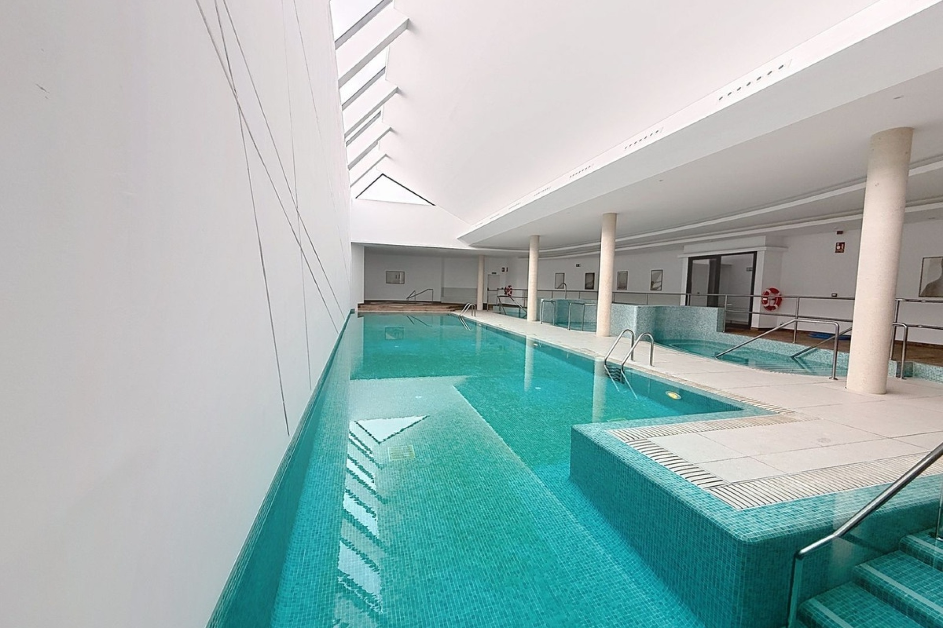 Wiederverkauf - apartment - Estepona - Selwo
