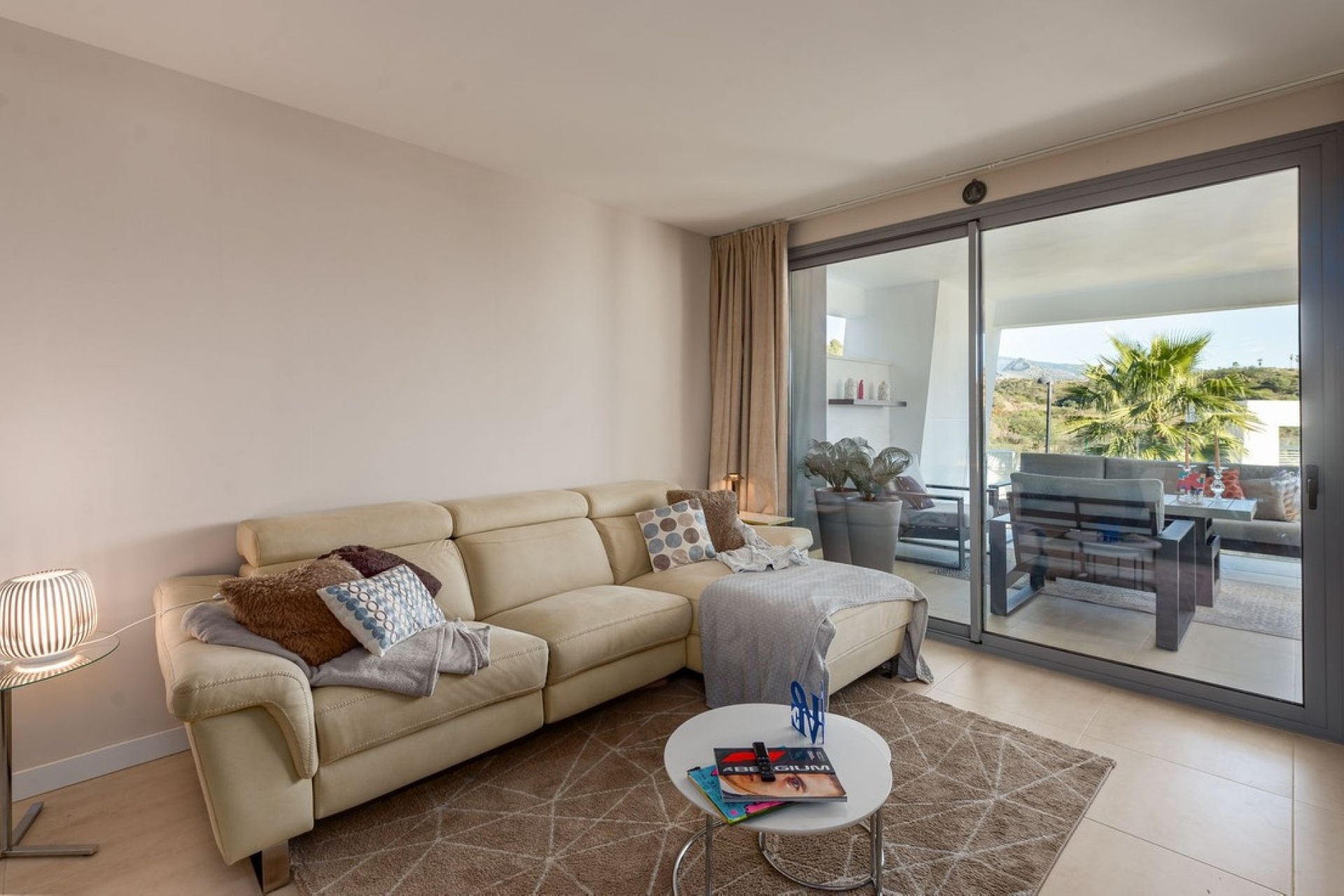 Wiederverkauf - apartment - Estepona - Selwo