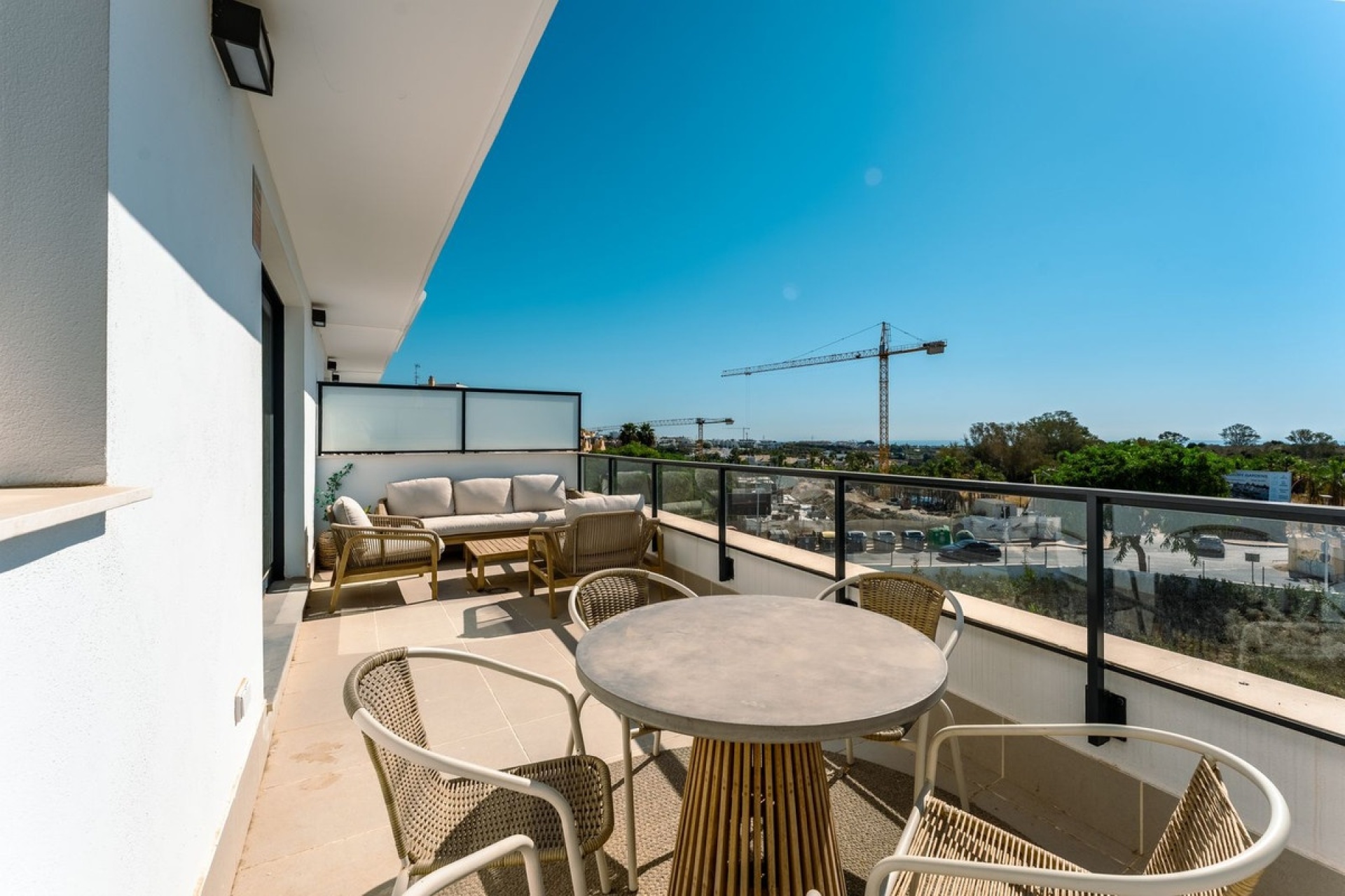 Wiederverkauf - apartment - Estepona - Selwo