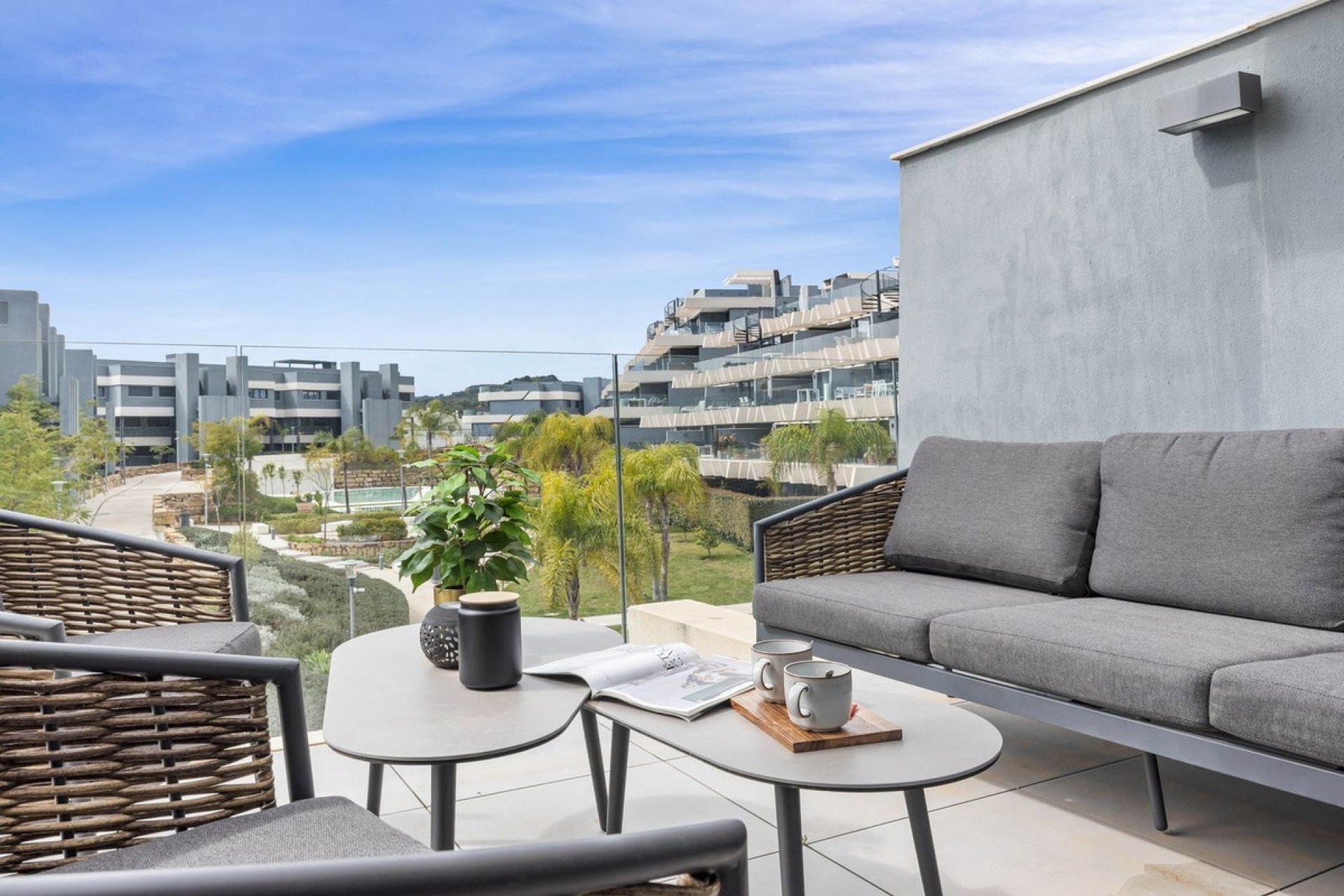 Wiederverkauf - apartment - Estepona - Selwo