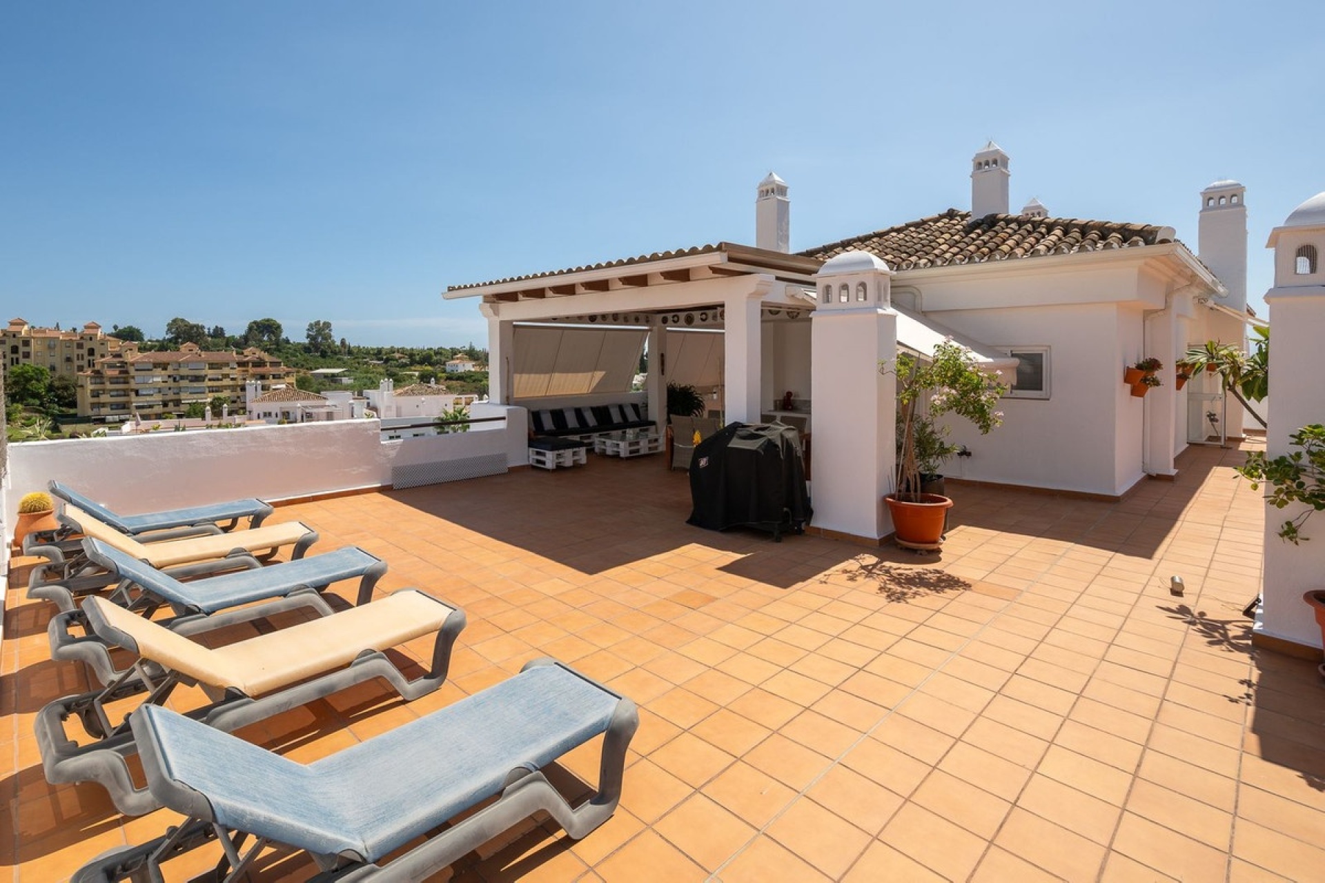 Wiederverkauf - apartment - Estepona - Selwo