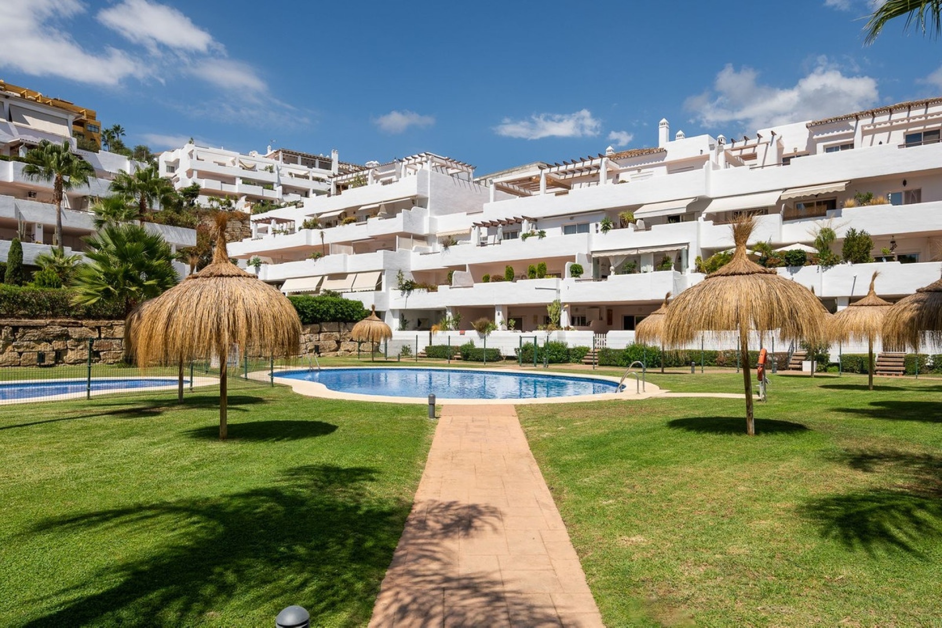 Wiederverkauf - apartment - Estepona - Selwo