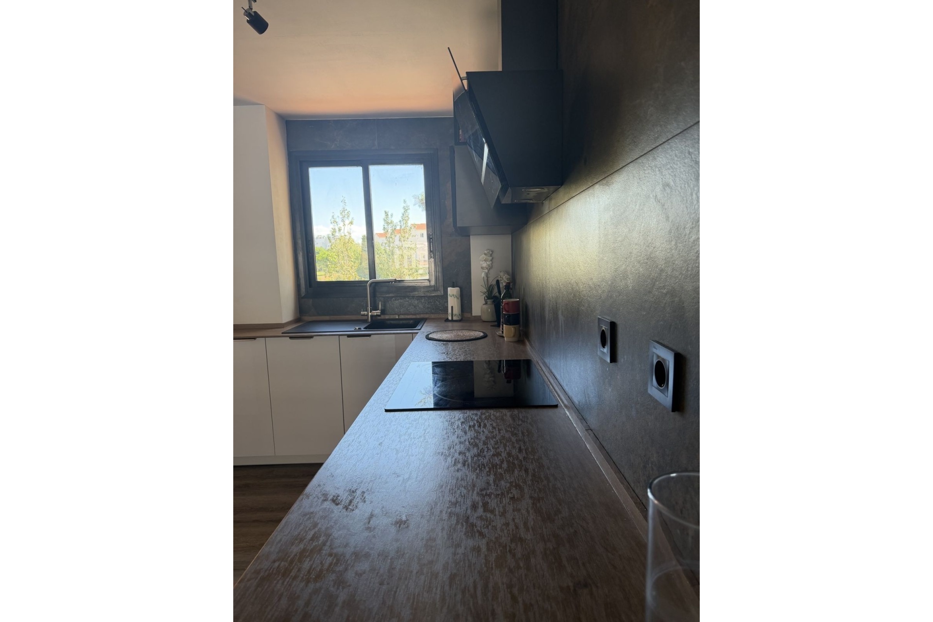 Wiederverkauf - apartment - Estepona - Selwo