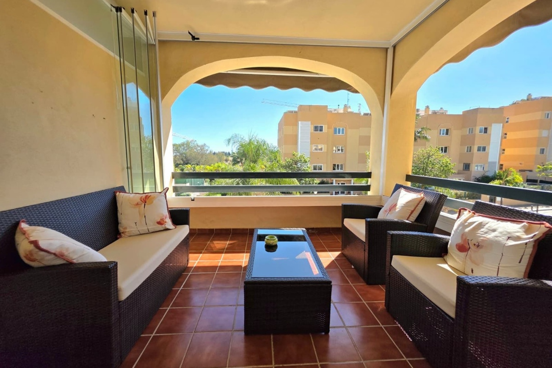 Wiederverkauf - apartment - Estepona - Selwo