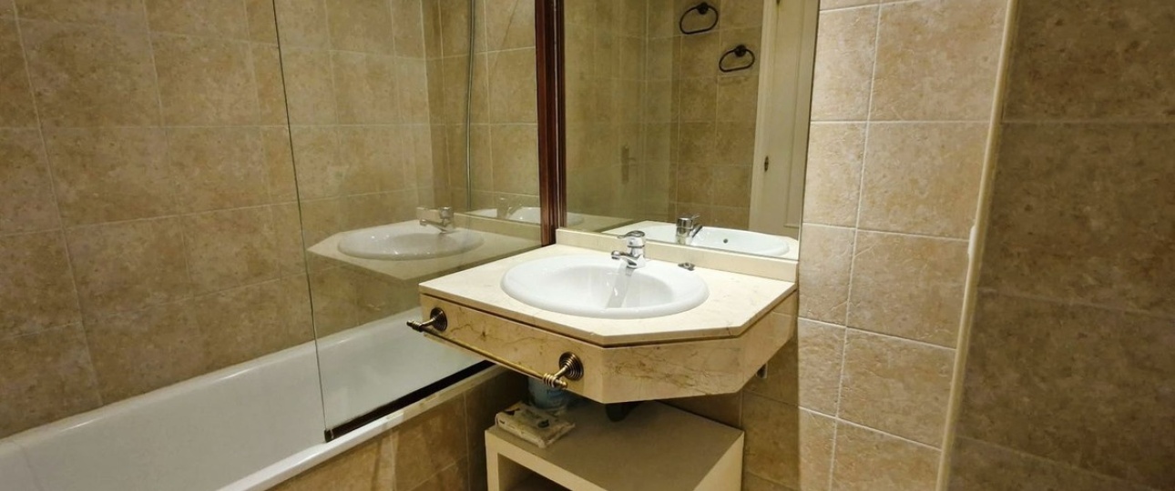 Wiederverkauf - apartment - Estepona - Selwo