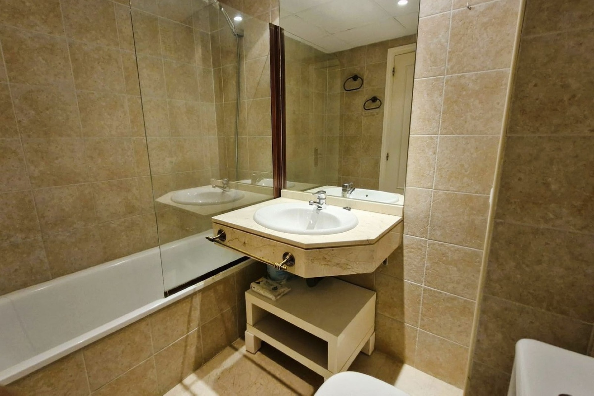 Wiederverkauf - apartment - Estepona - Selwo