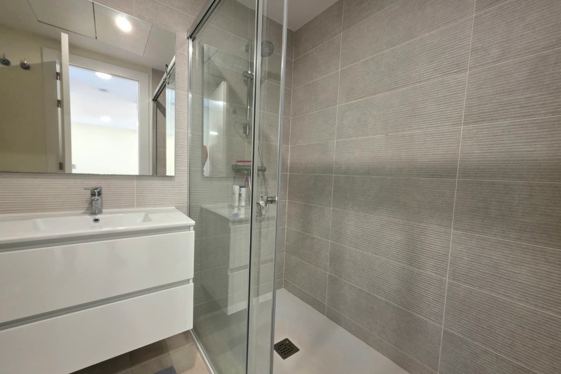 Wiederverkauf - apartment - Estepona - Selwo