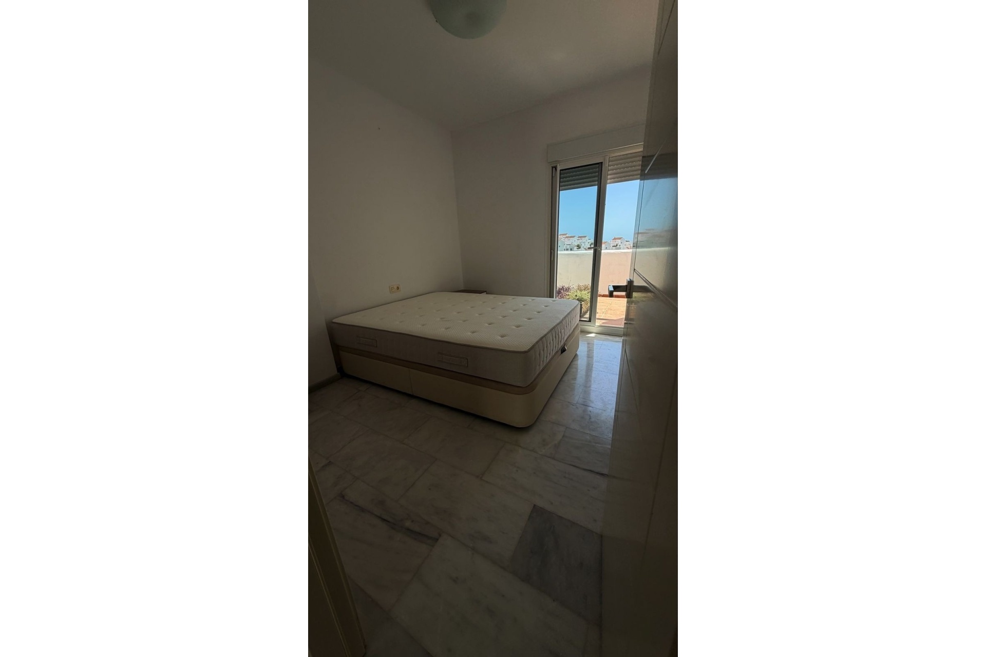 Wiederverkauf - apartment - Estepona - Valle Romano