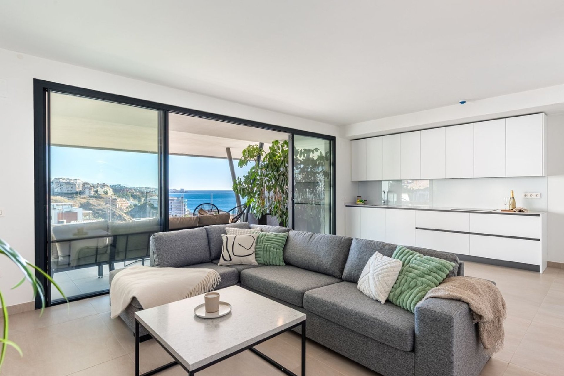 Wiederverkauf - apartment - Fuengirola - Carvajal