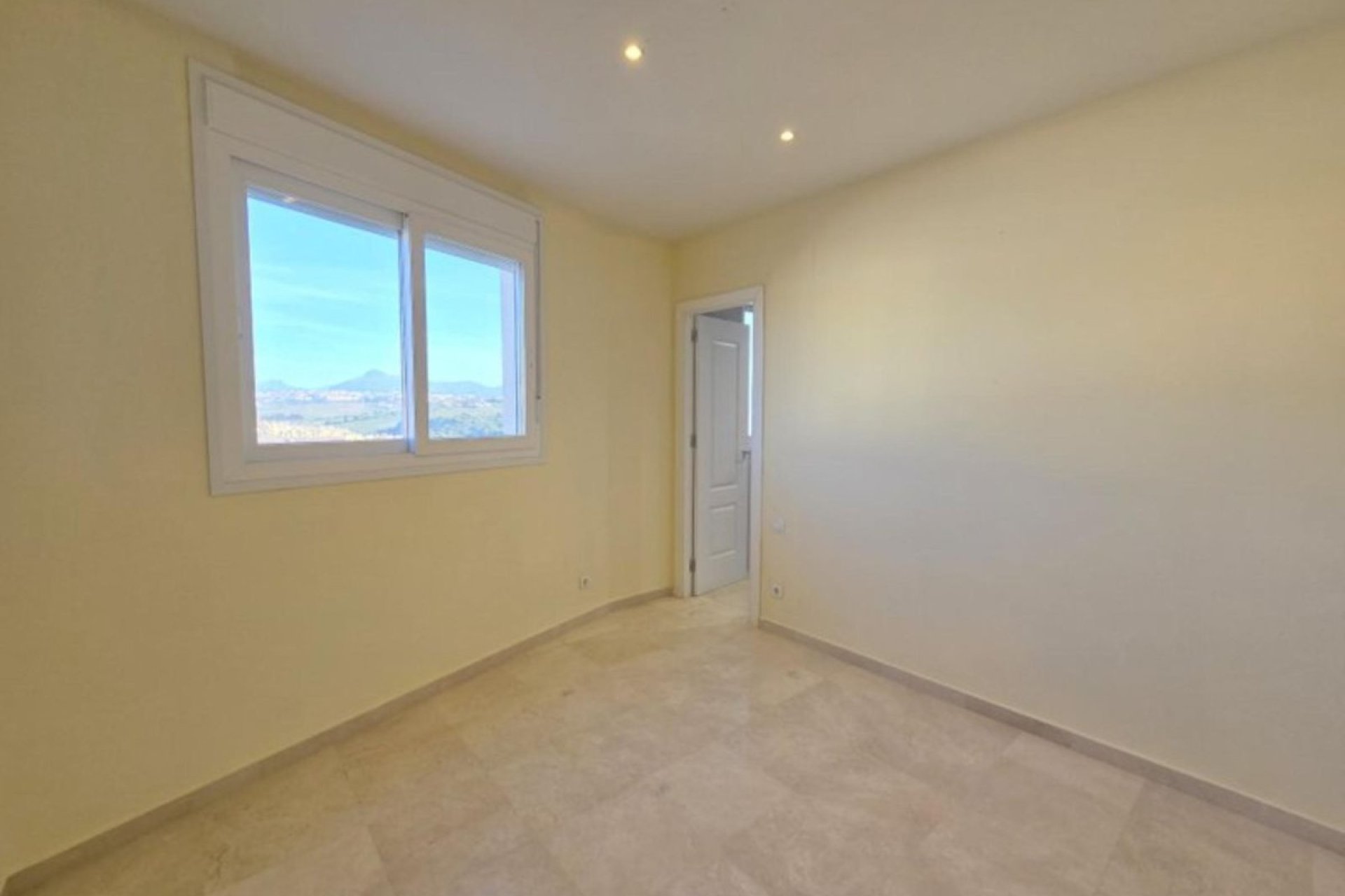 Wiederverkauf - apartment - Manilva - La Duquesa