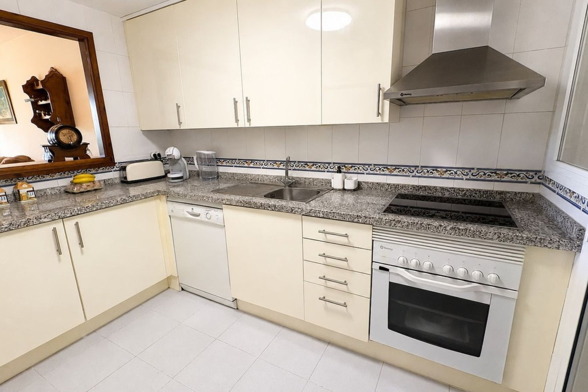 Wiederverkauf - apartment - Manilva - La Duquesa