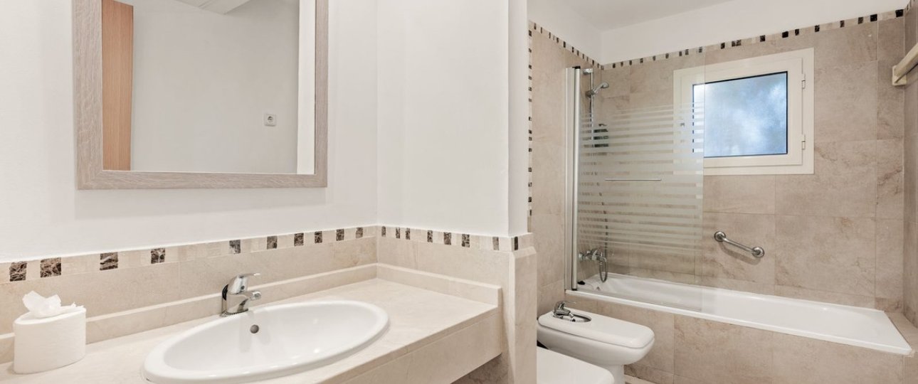 Wiederverkauf - apartment - Manilva - Manilva Centro