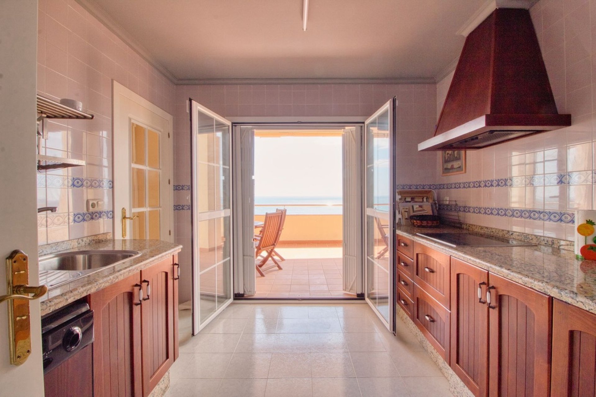 Wiederverkauf - apartment - Manilva - Manilva Centro