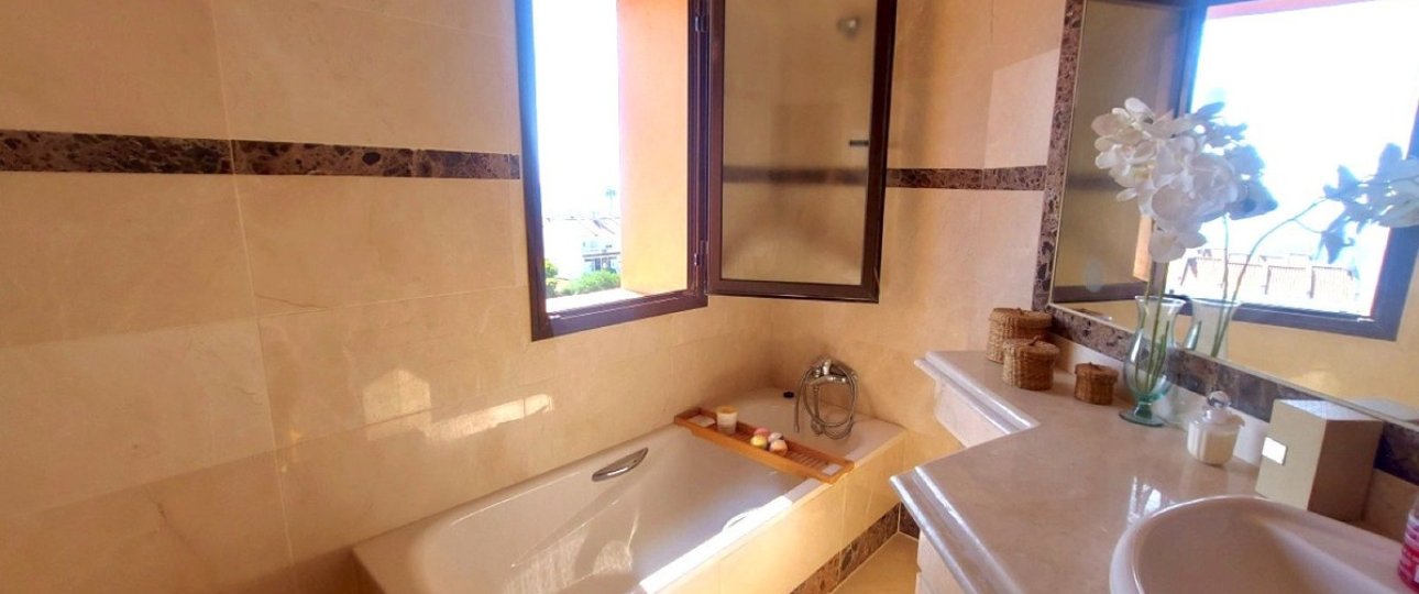 Wiederverkauf - apartment - Manilva - Manilva Centro