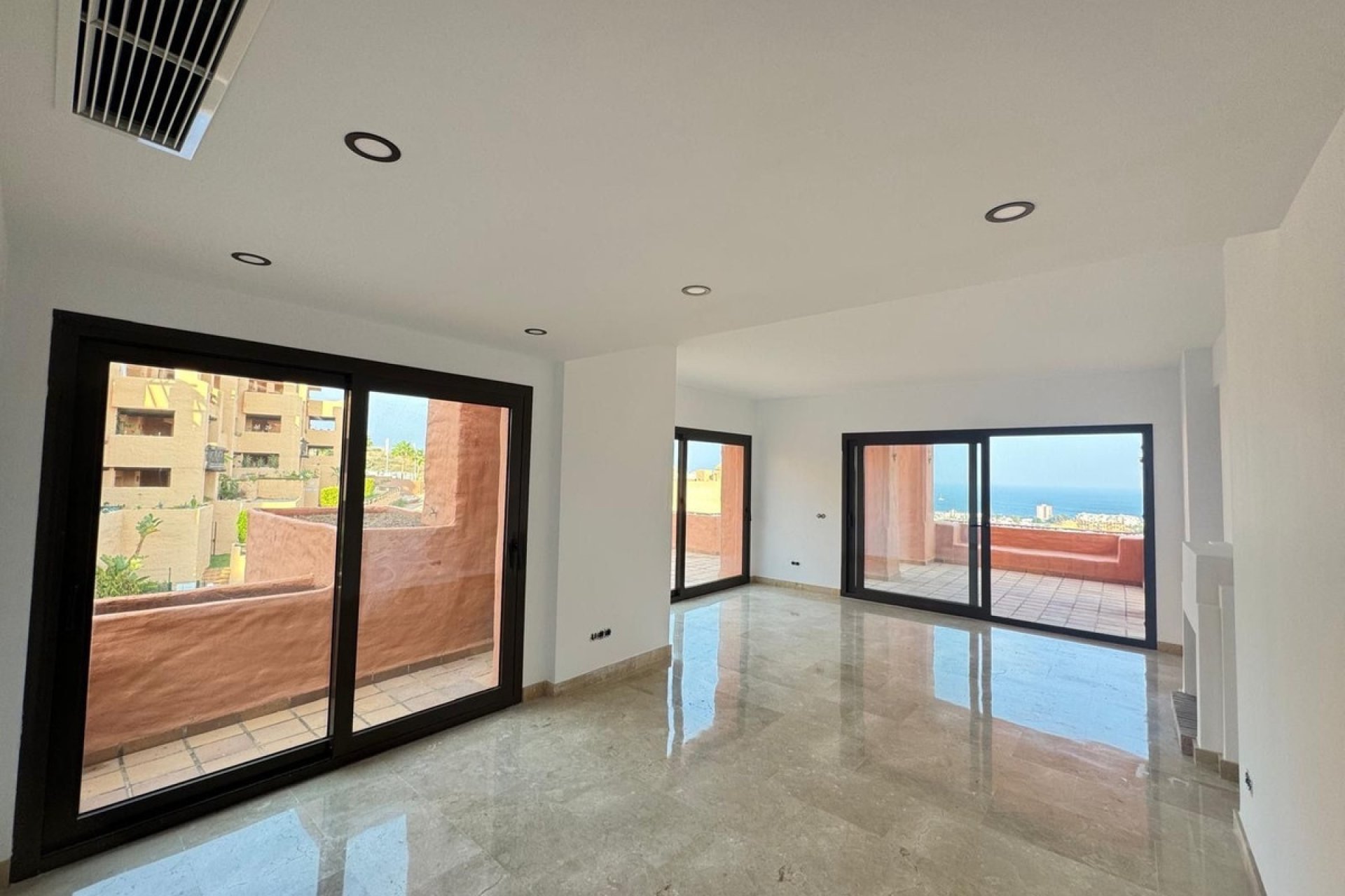 Wiederverkauf - apartment - Manilva - San Luis de Sabinillas