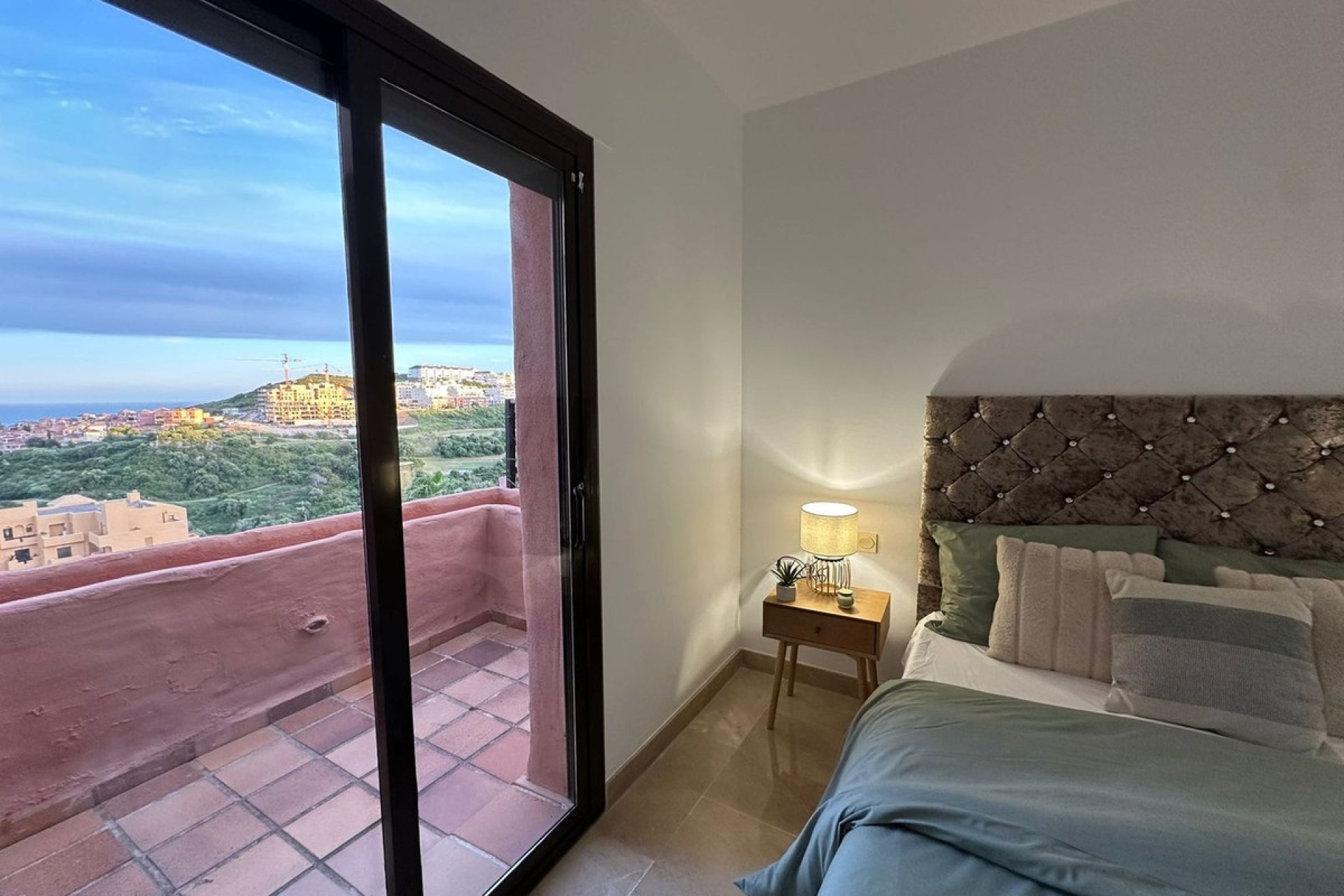 Wiederverkauf - apartment - Manilva - San Luis de Sabinillas