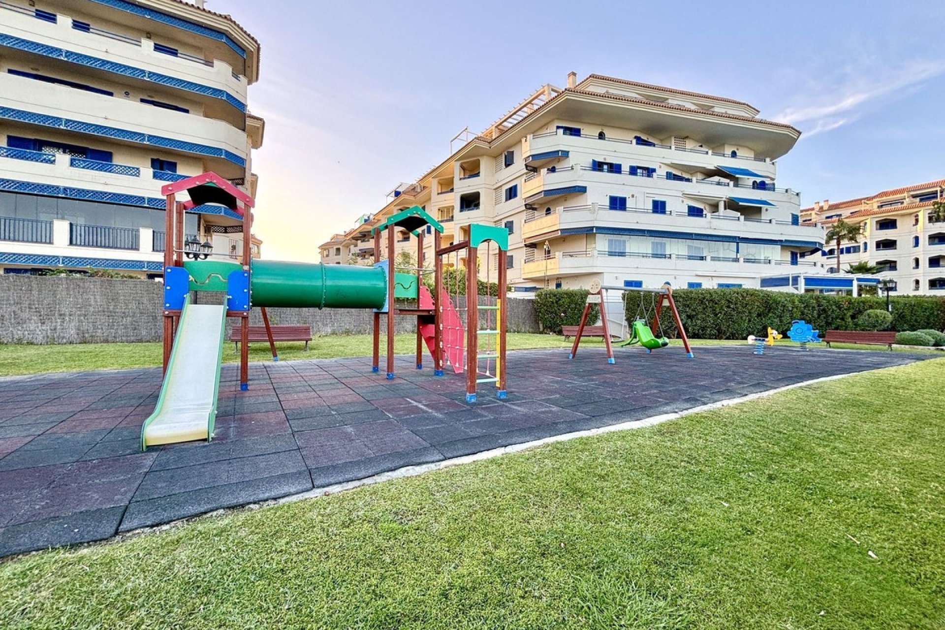 Wiederverkauf - apartment - Manilva - San Luis de Sabinillas