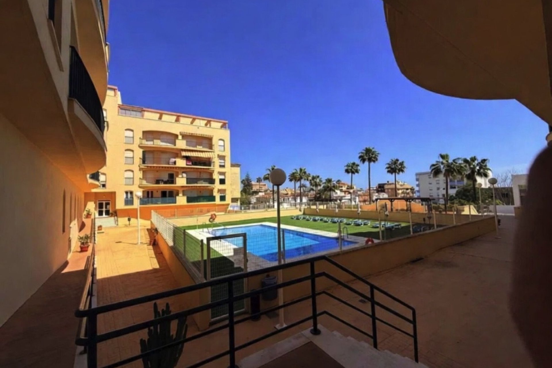 Wiederverkauf - apartment - Manilva - San Luis de Sabinillas