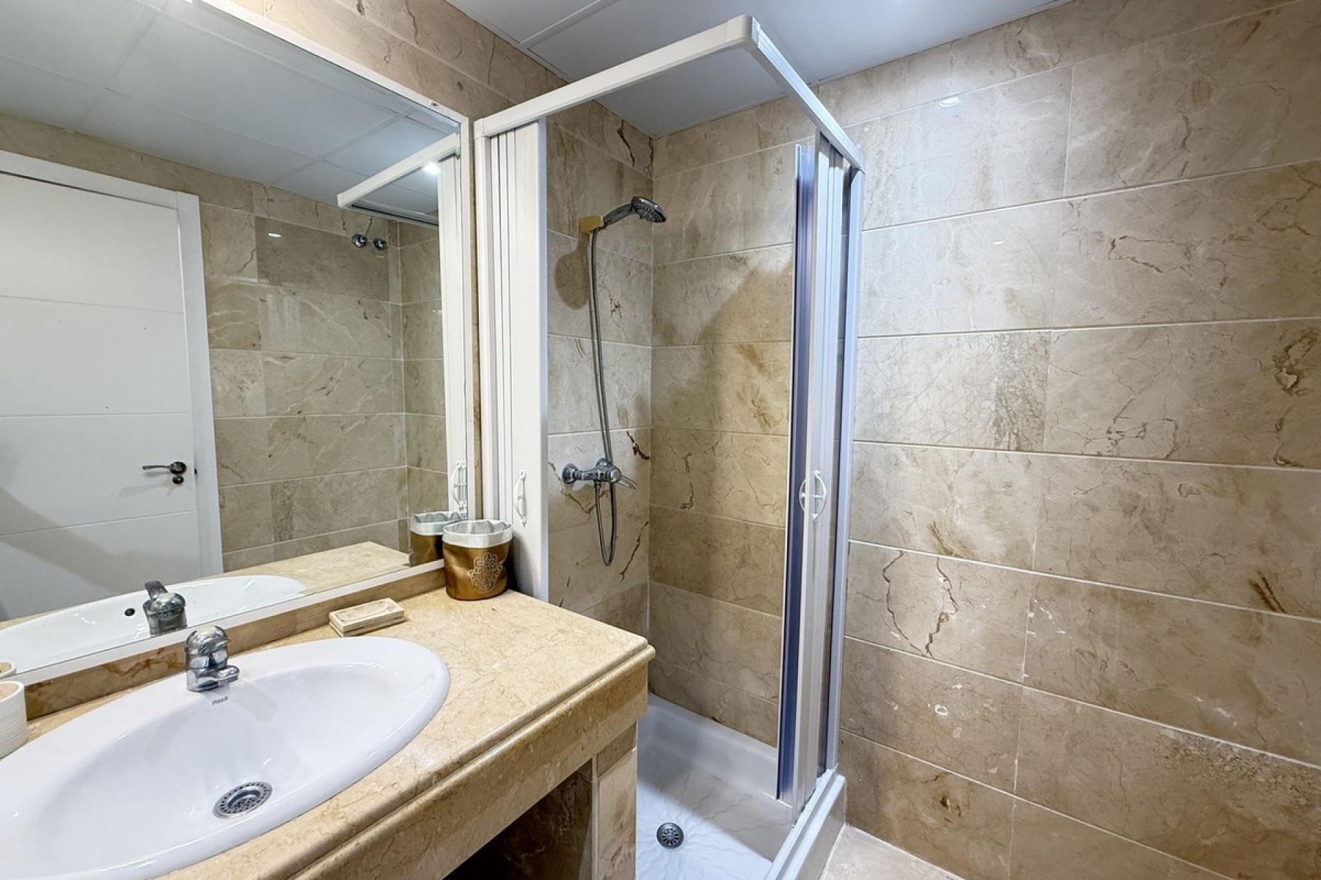 Wiederverkauf - apartment - Marbella - Aloha