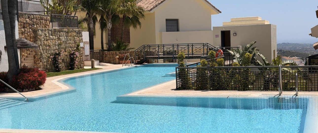 Wiederverkauf - apartment - Marbella - Altos de los Monteros