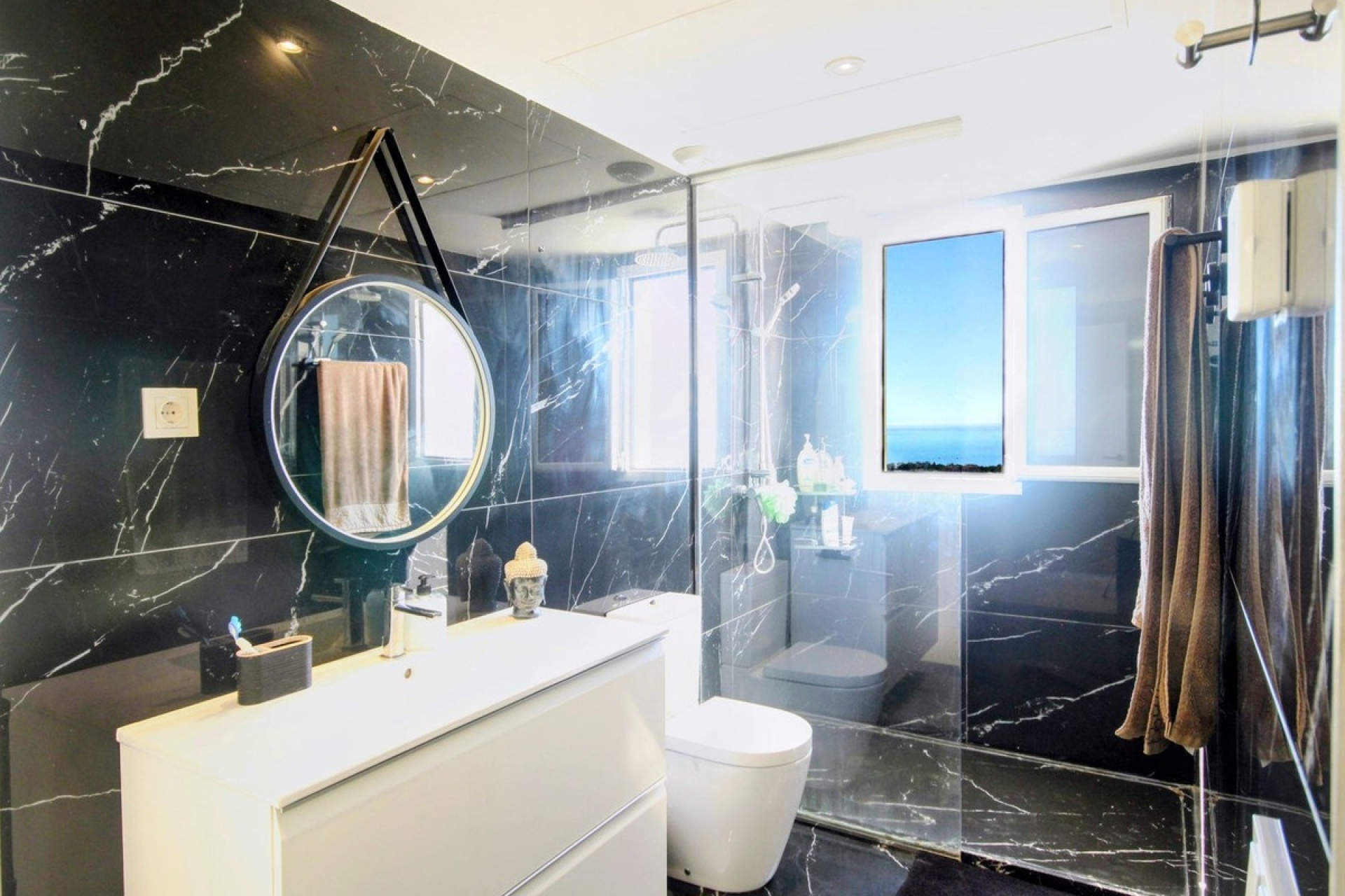 Wiederverkauf - apartment - Marbella - Altos de los Monteros
