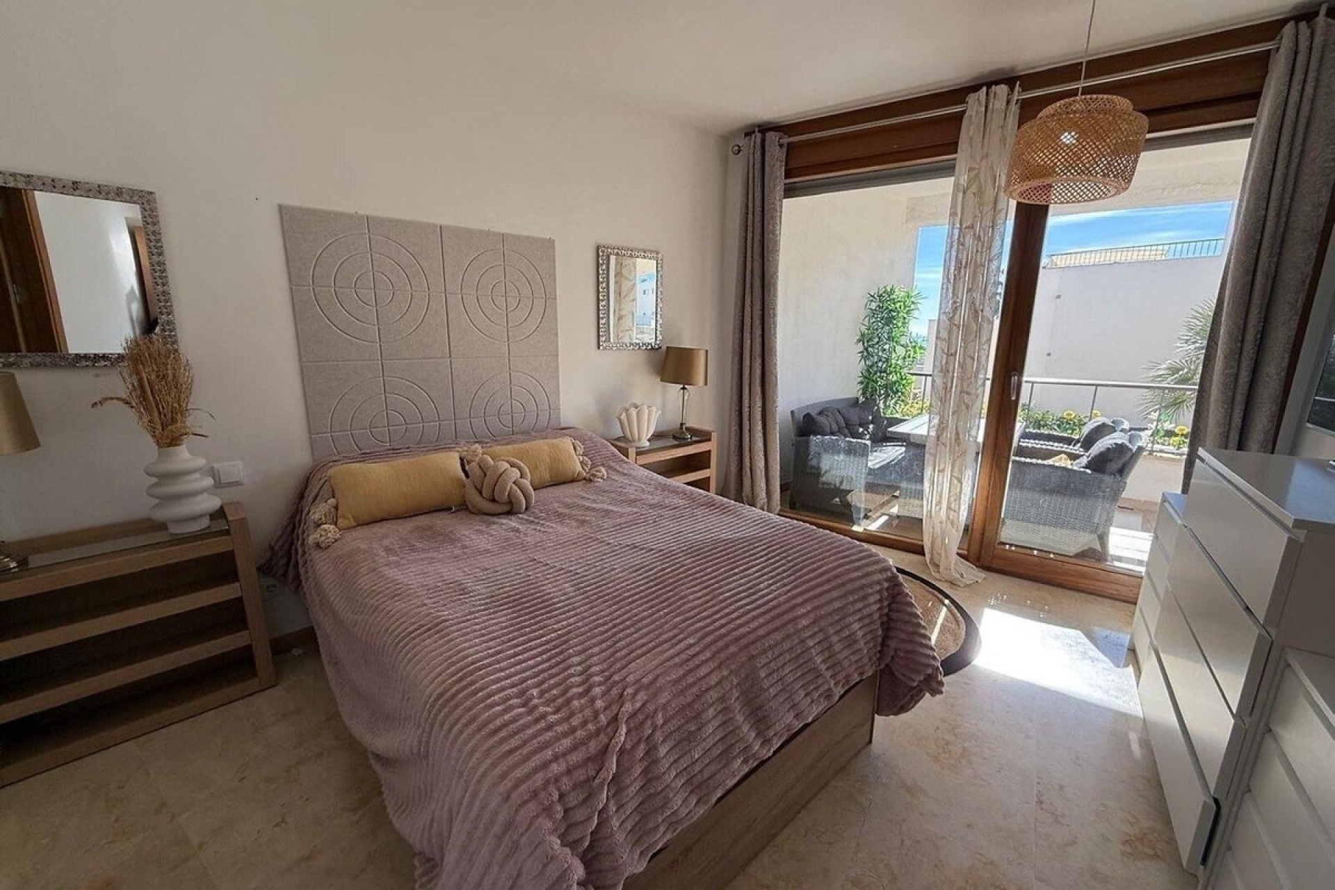 Wiederverkauf - apartment - Marbella - Altos de los Monteros