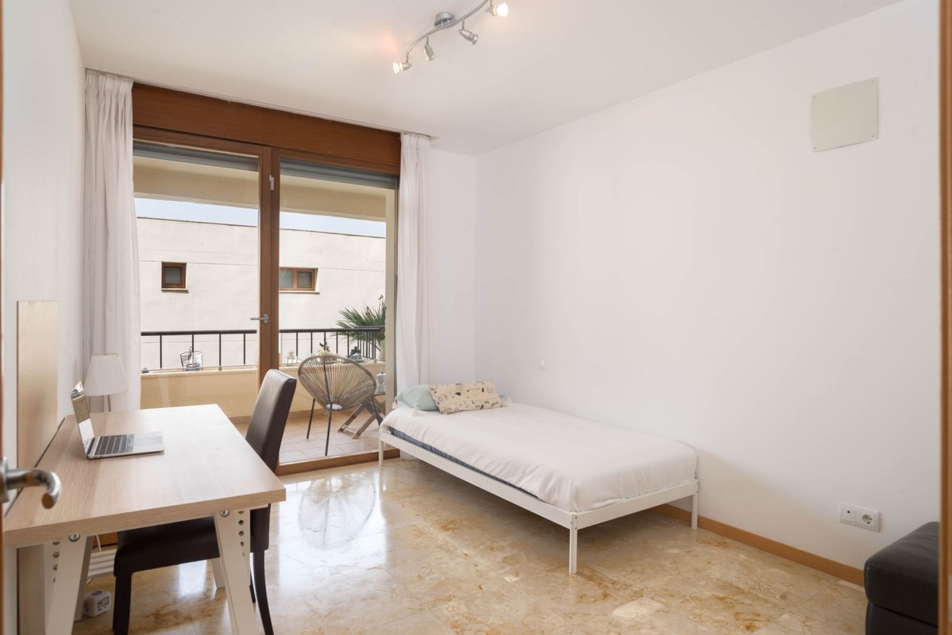 Wiederverkauf - apartment - Marbella - Altos de los Monteros
