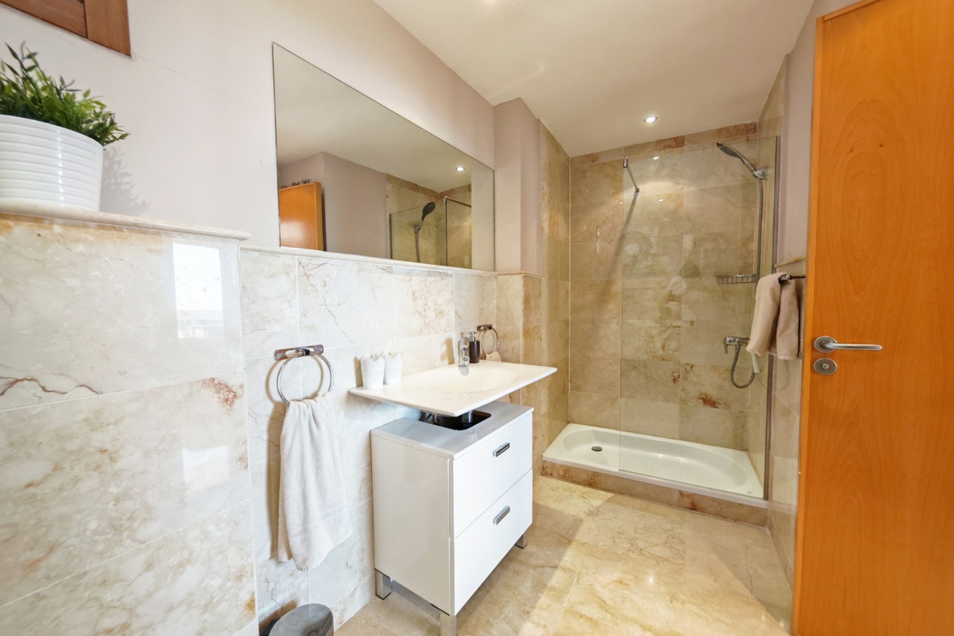 Wiederverkauf - apartment - Marbella - Altos de los Monteros