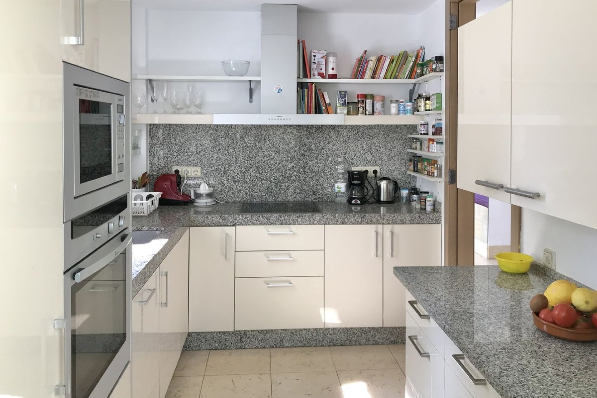 Wiederverkauf - apartment - Marbella - Altos de los Monteros