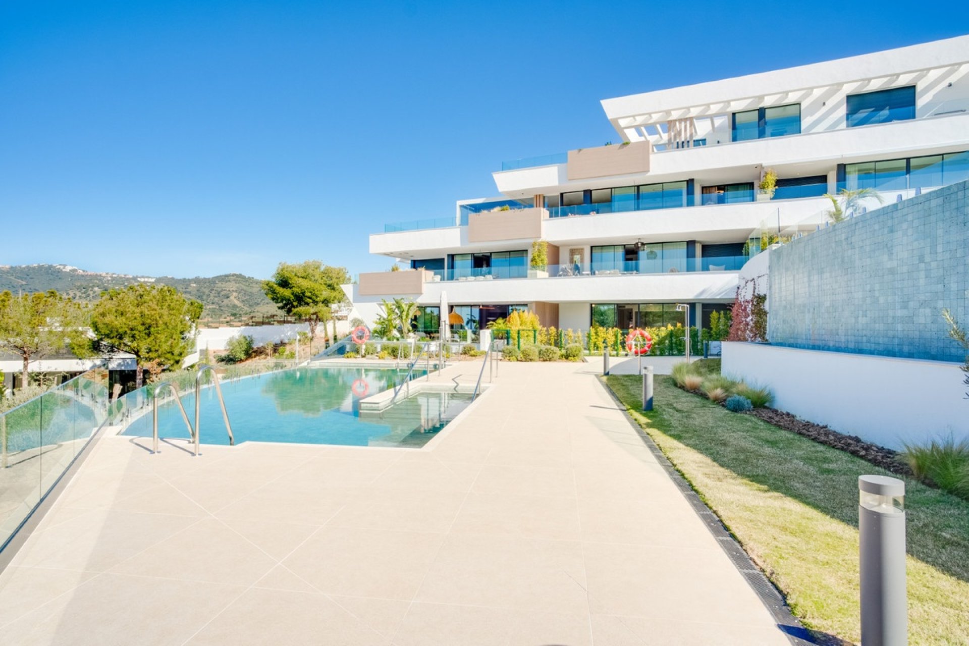 Wiederverkauf - apartment - Marbella - Artola