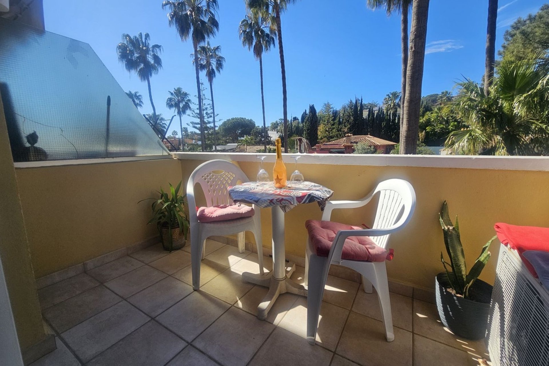 Wiederverkauf - apartment - Marbella - Artola