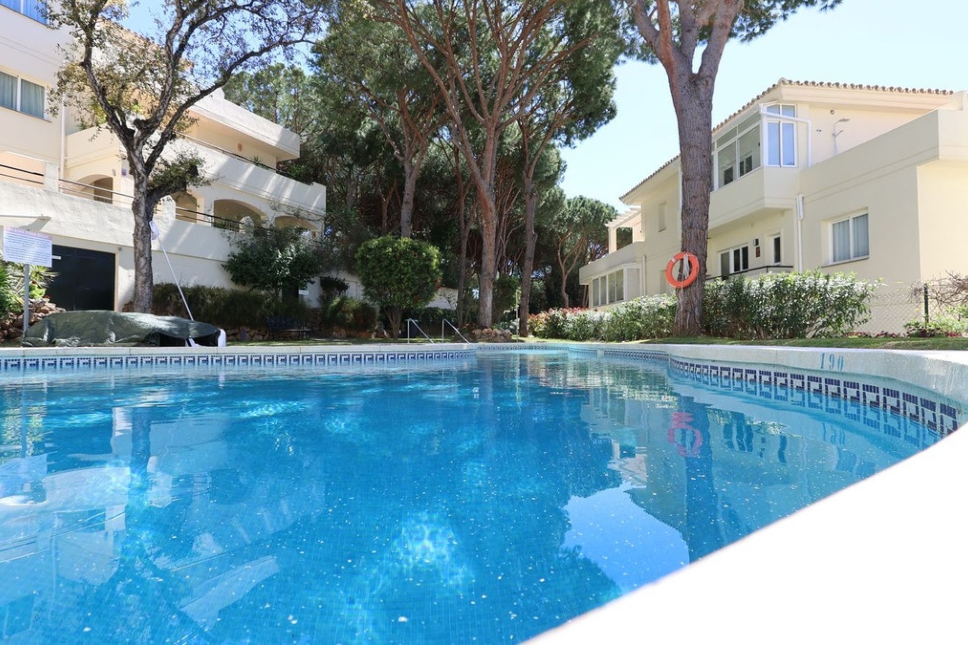 Wiederverkauf - apartment - Marbella - Artola