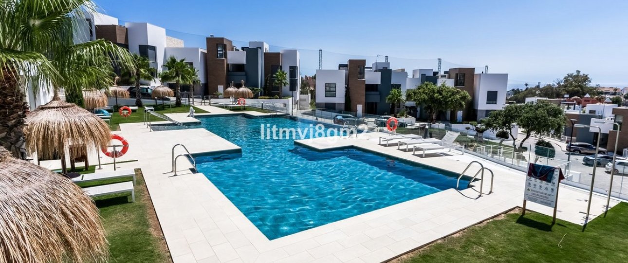 Wiederverkauf - apartment - Marbella - Cabopino