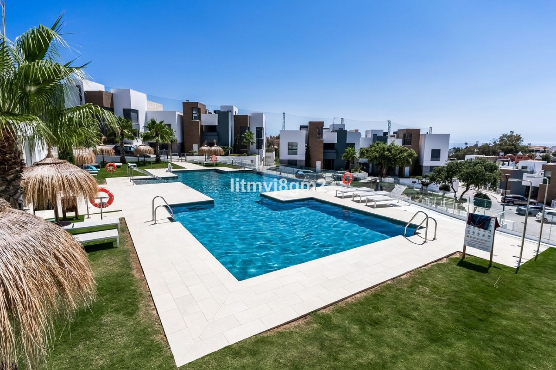 Wiederverkauf - apartment - Marbella - Cabopino