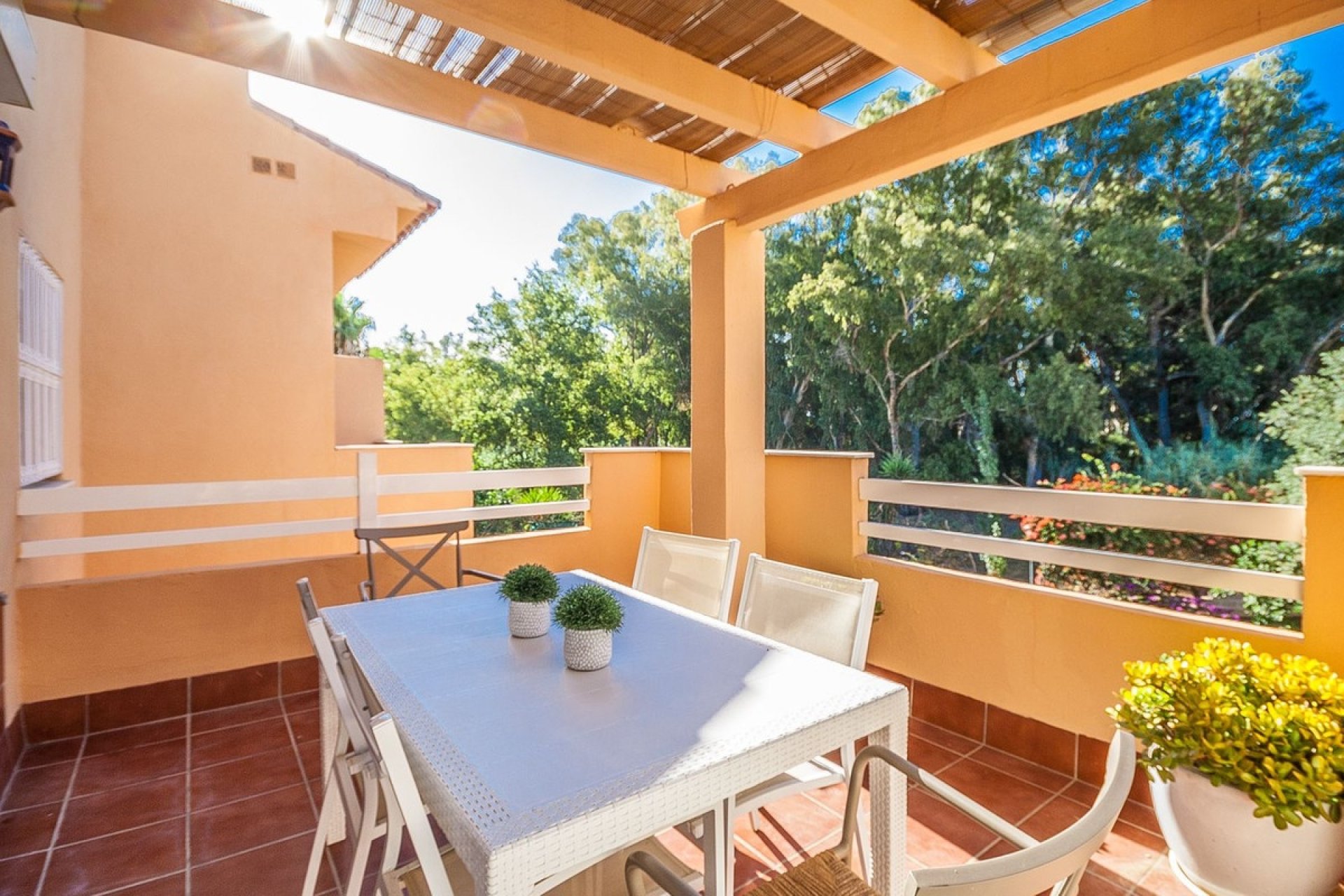 Wiederverkauf - apartment - Marbella - Cabopino
