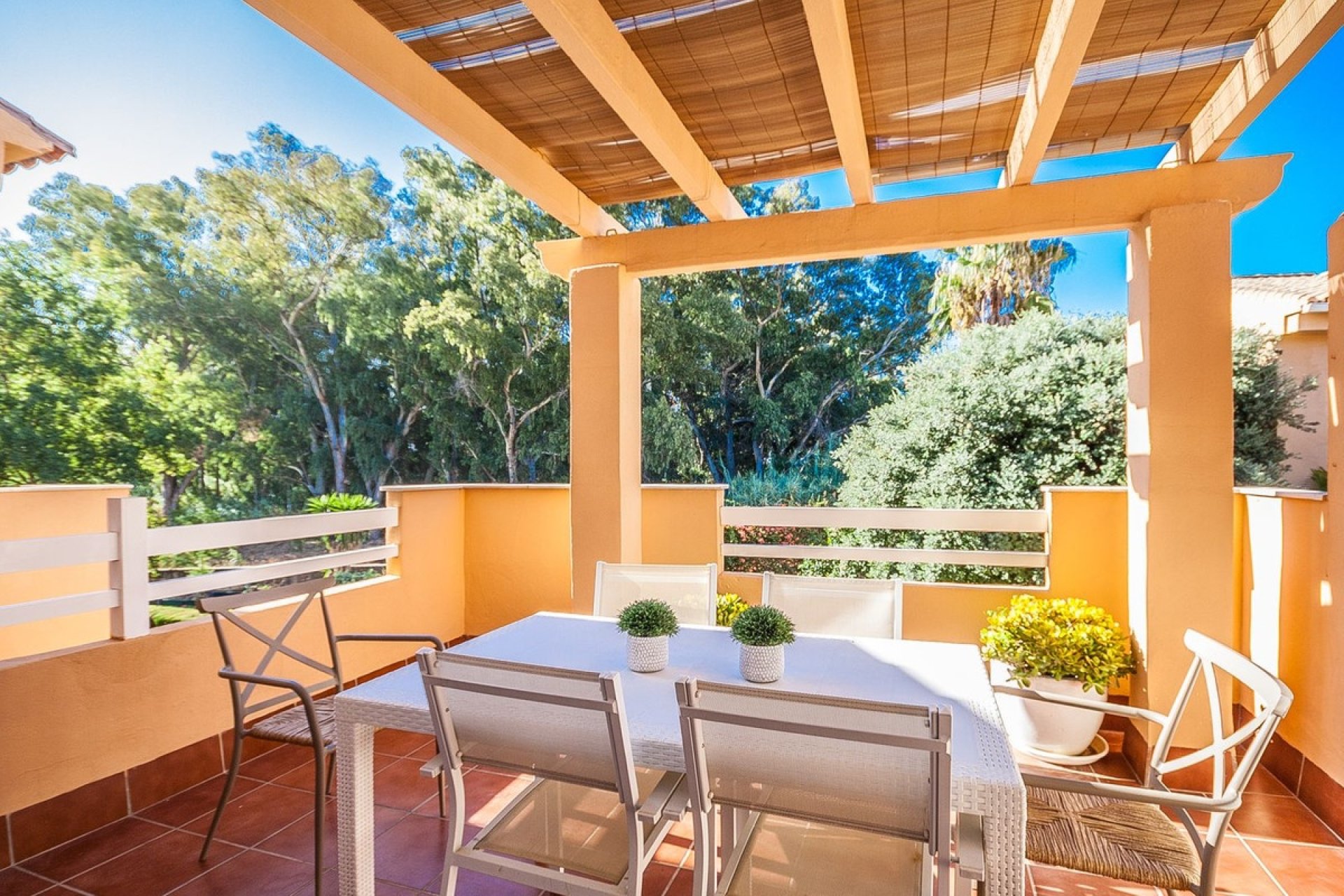 Wiederverkauf - apartment - Marbella - Cabopino