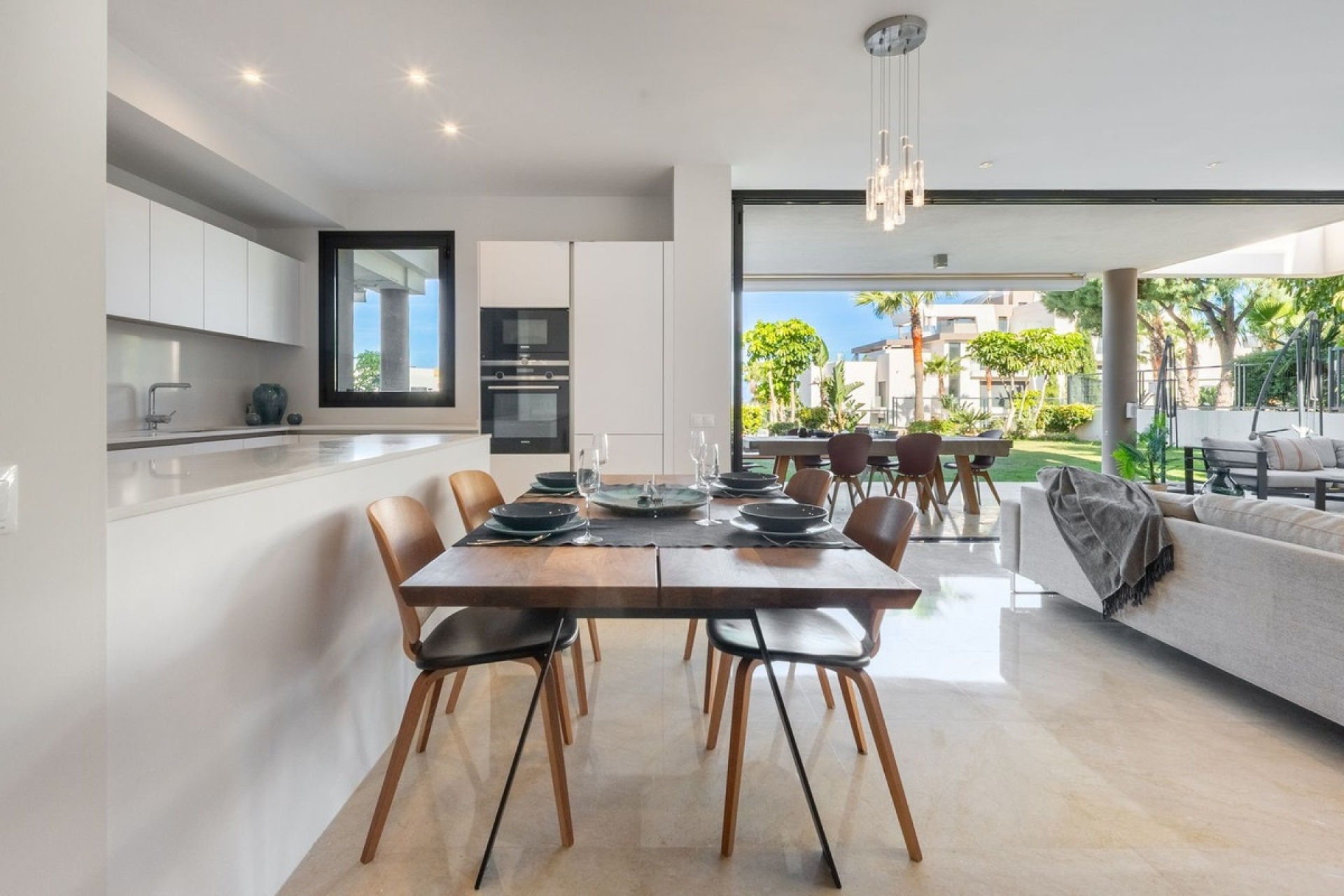 Wiederverkauf - apartment - Marbella - Cabopino