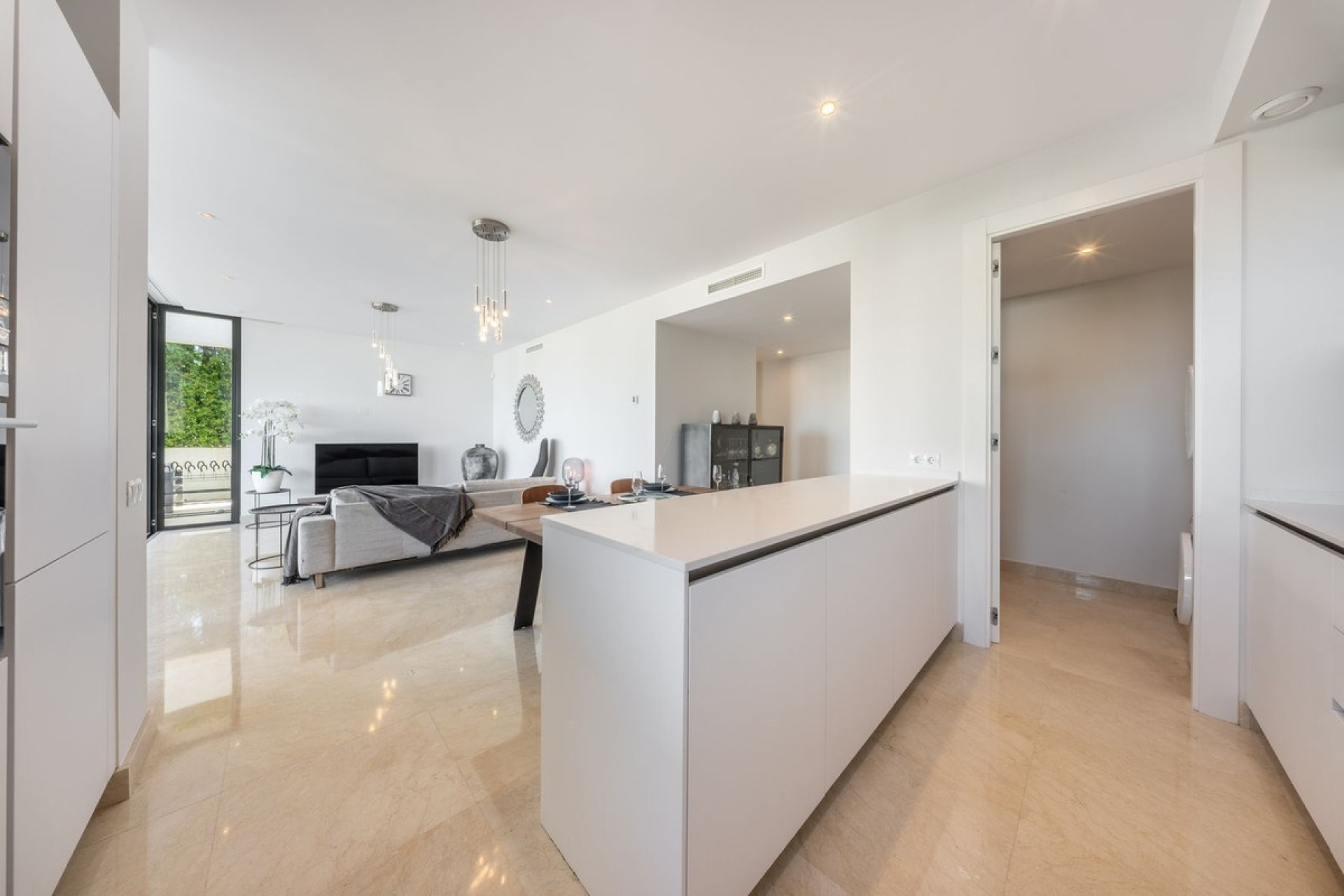 Wiederverkauf - apartment - Marbella - Cabopino
