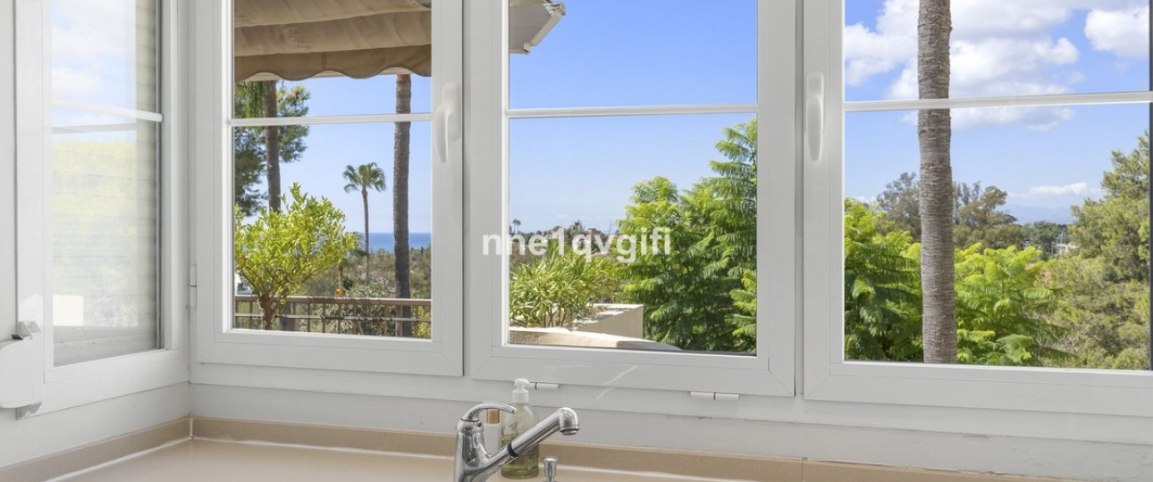 Wiederverkauf - apartment - Marbella - Cabopino