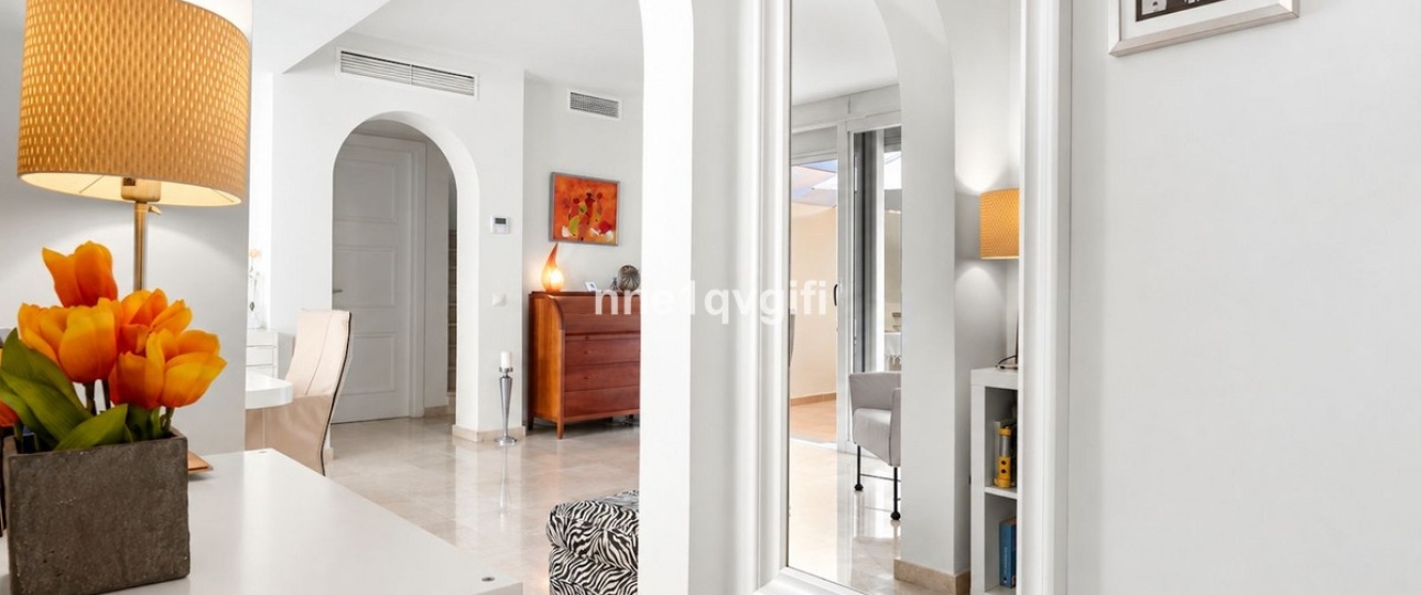 Wiederverkauf - apartment - Marbella - Cabopino