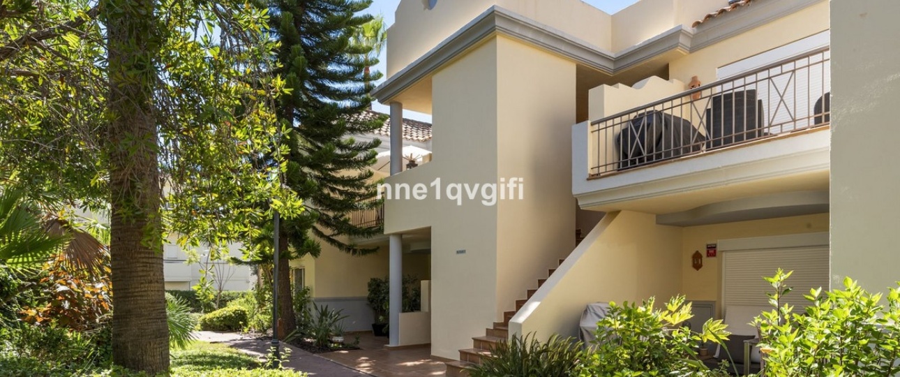 Wiederverkauf - apartment - Marbella - Cabopino