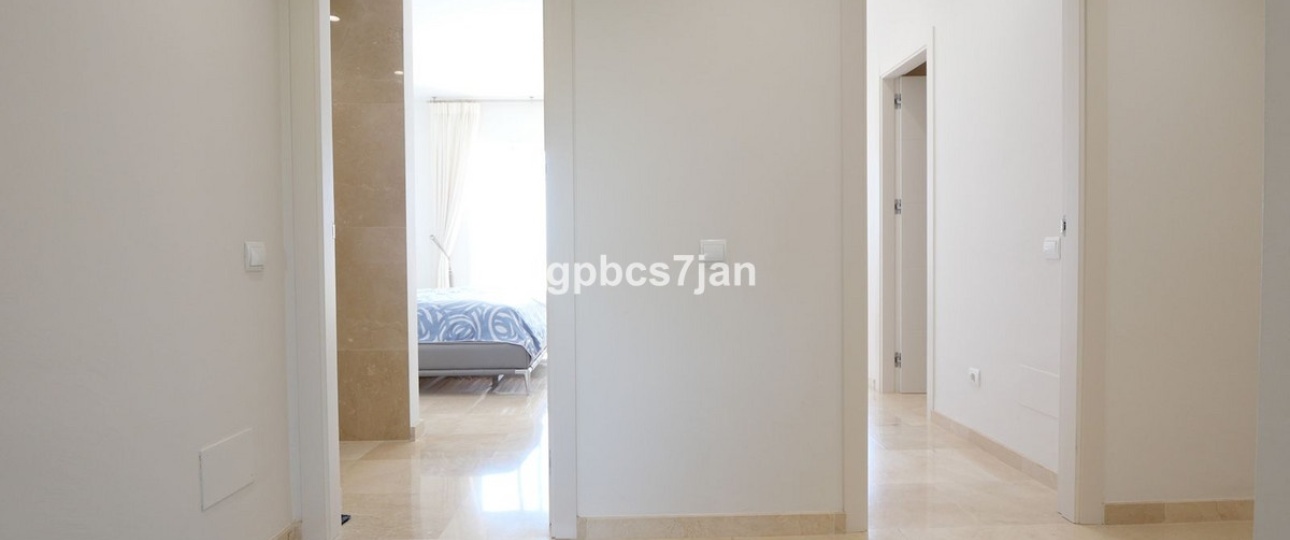 Wiederverkauf - apartment - Marbella - Cabopino